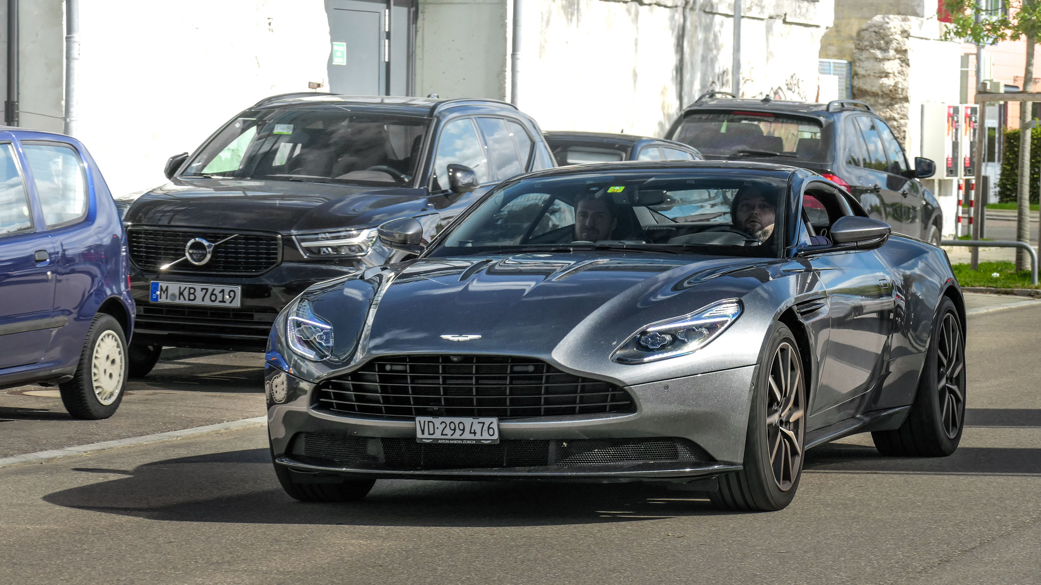 Aston Martin DB11 - VD299476 (CH)