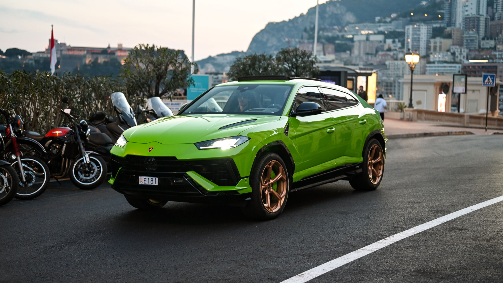 Lamborghini Urus S - E181 (MC)