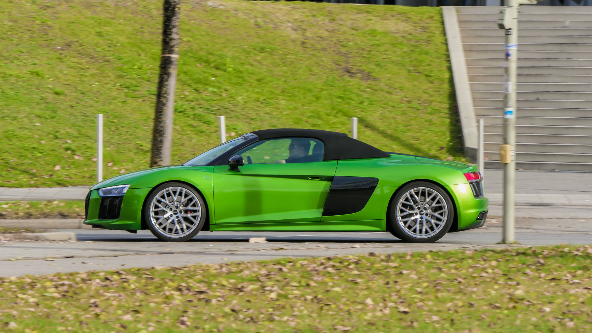 Audi R8 V10 Spyder - S-CS205