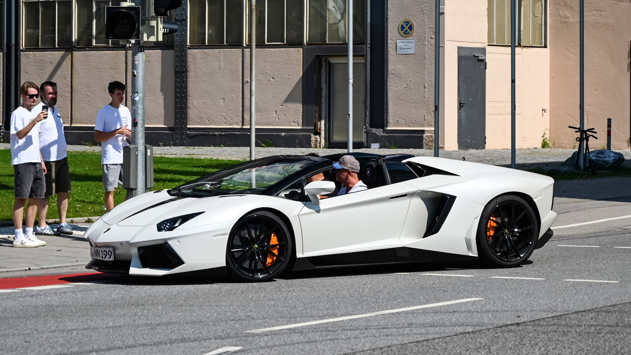 Lamborghini Aventador LP700-4 Roadster - B-NN199