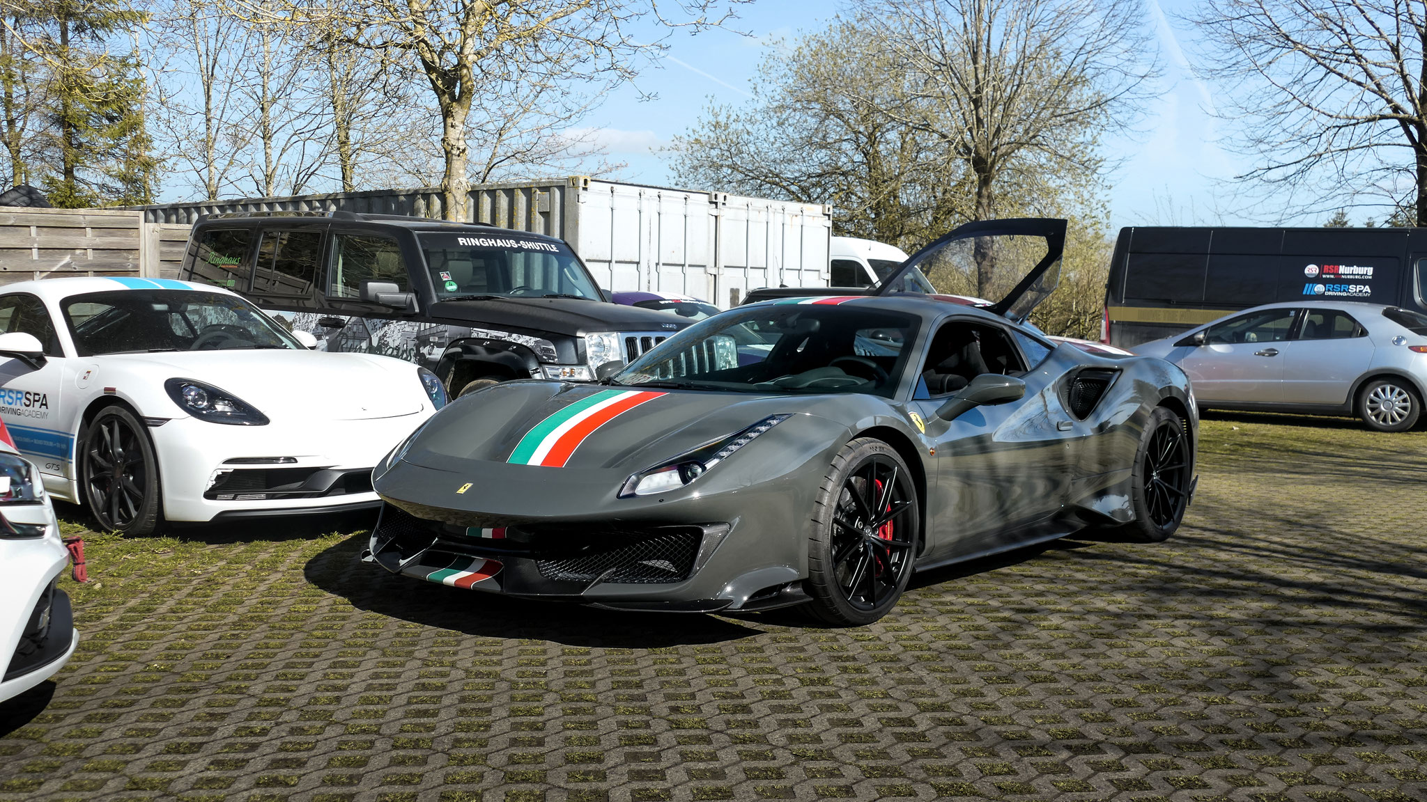Ferrari 488 Pista - MKY-06232