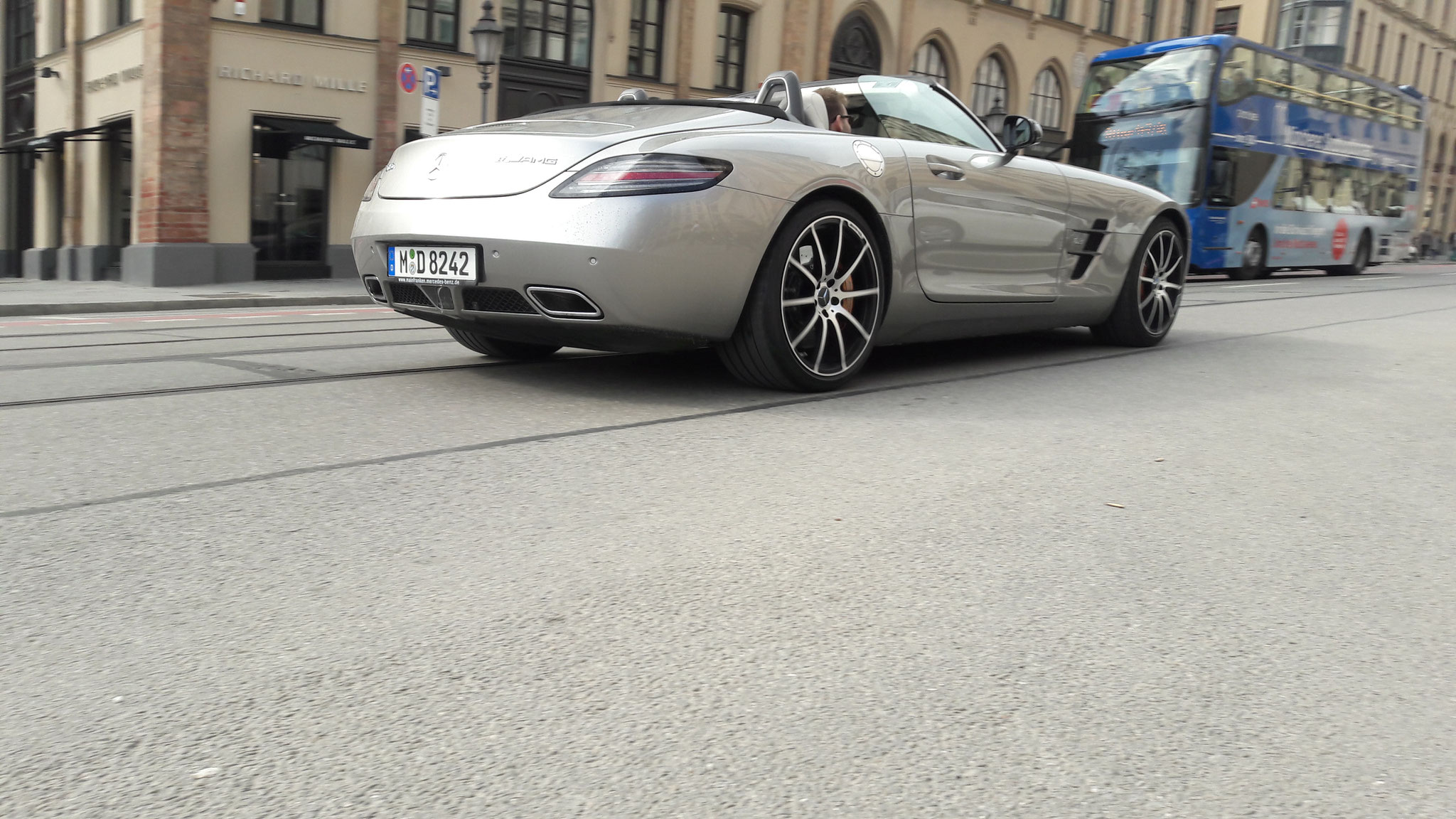 AMG SLS Roadster - M-D8242