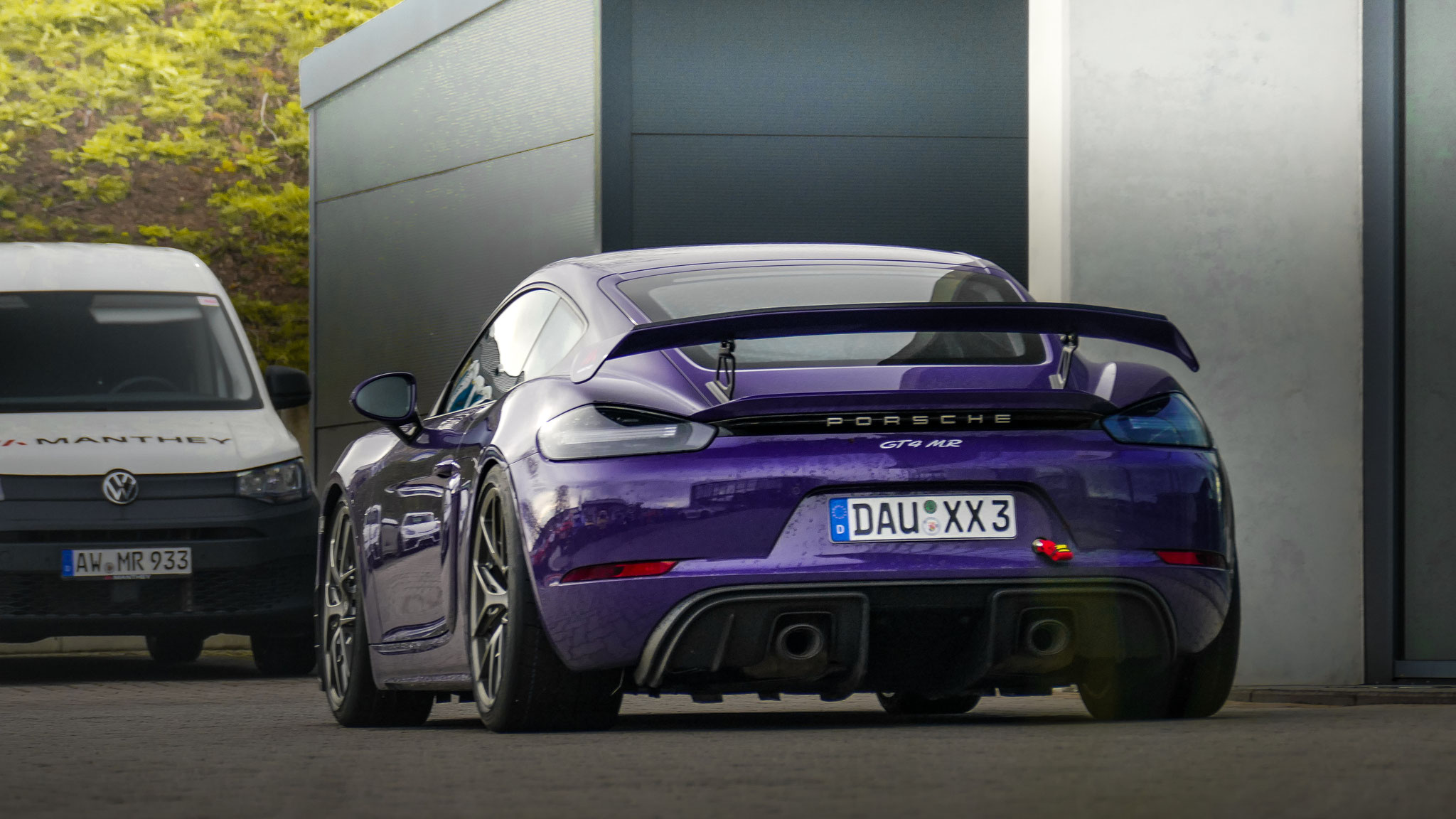 Porsche Cayman GT4 - DAU-XX3