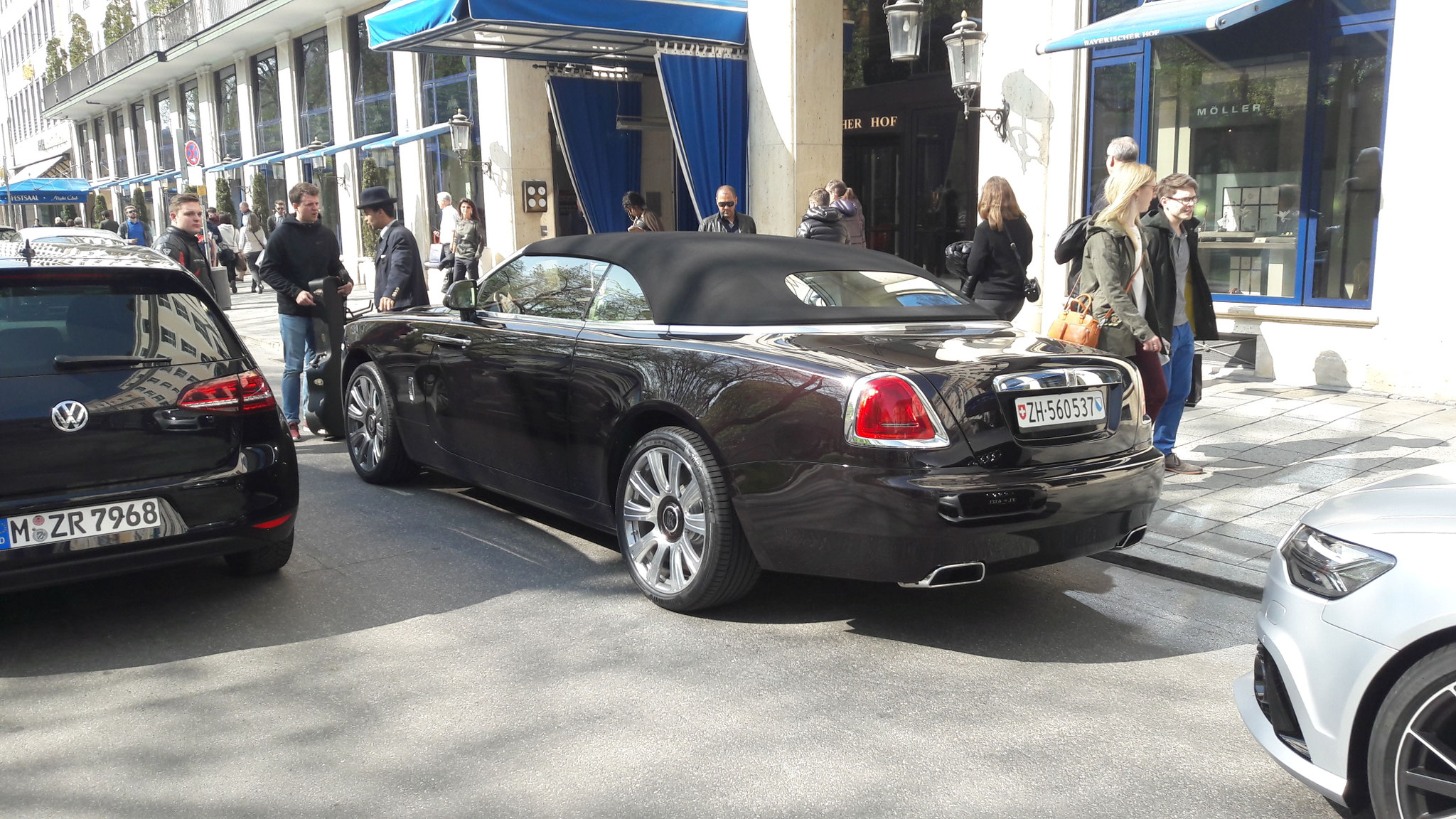 Rolls Royce Dawn - ZH560537 (CH)