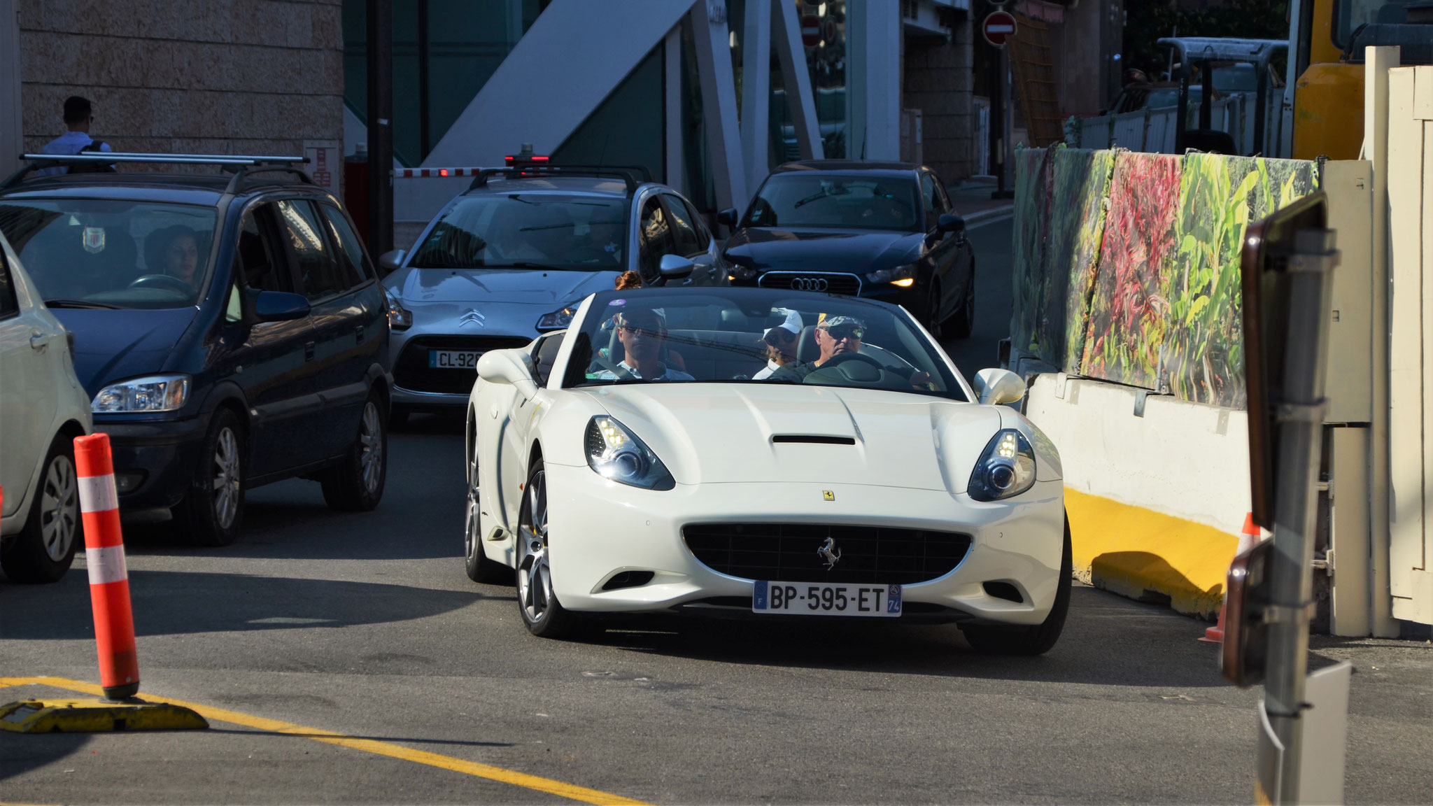 Ferrari California - BP595ET-74 (FRA)