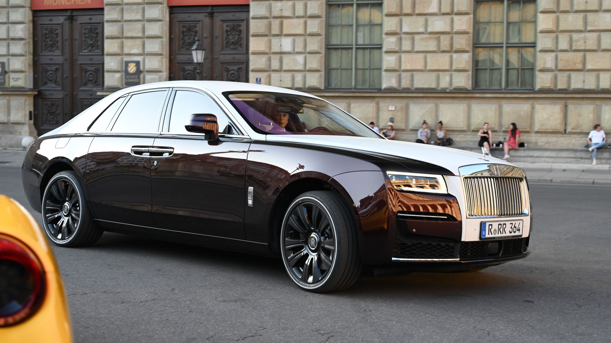 Rolls Royce Ghost - R-RR364