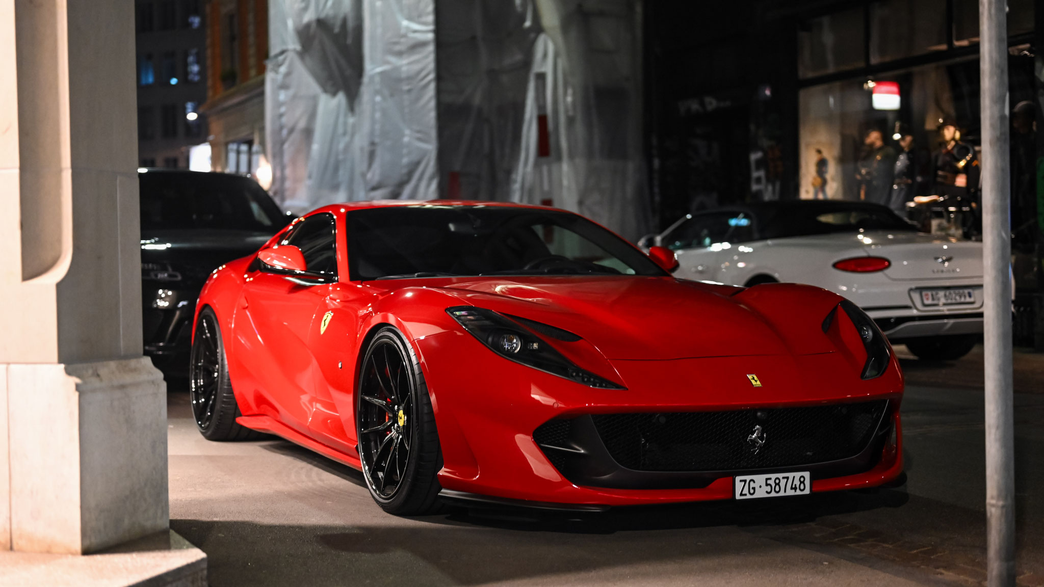 Ferrari 812 Superfast - ZG58748 (CH)
