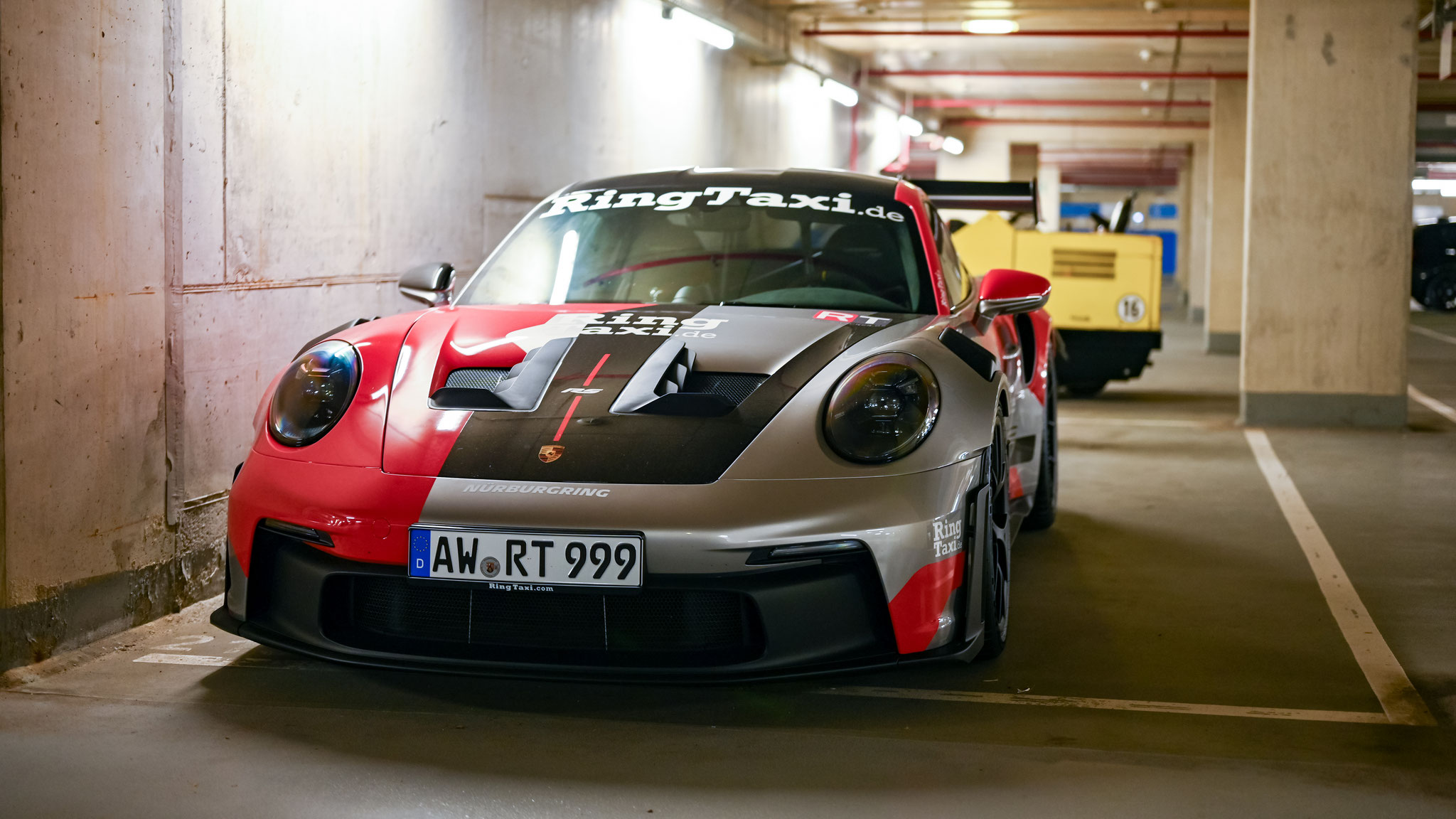 Porsche 992 GT3 RS - AW-RT999