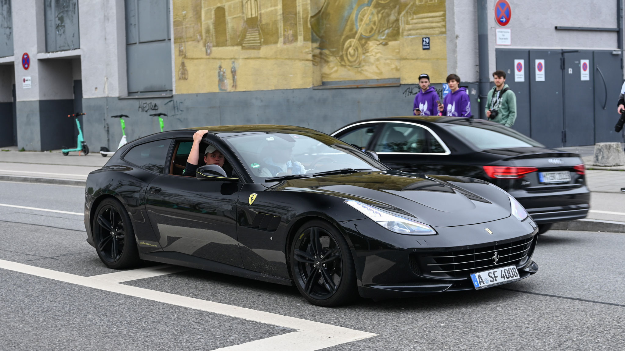 Ferrari GTC4 Lusso - A-SF4008