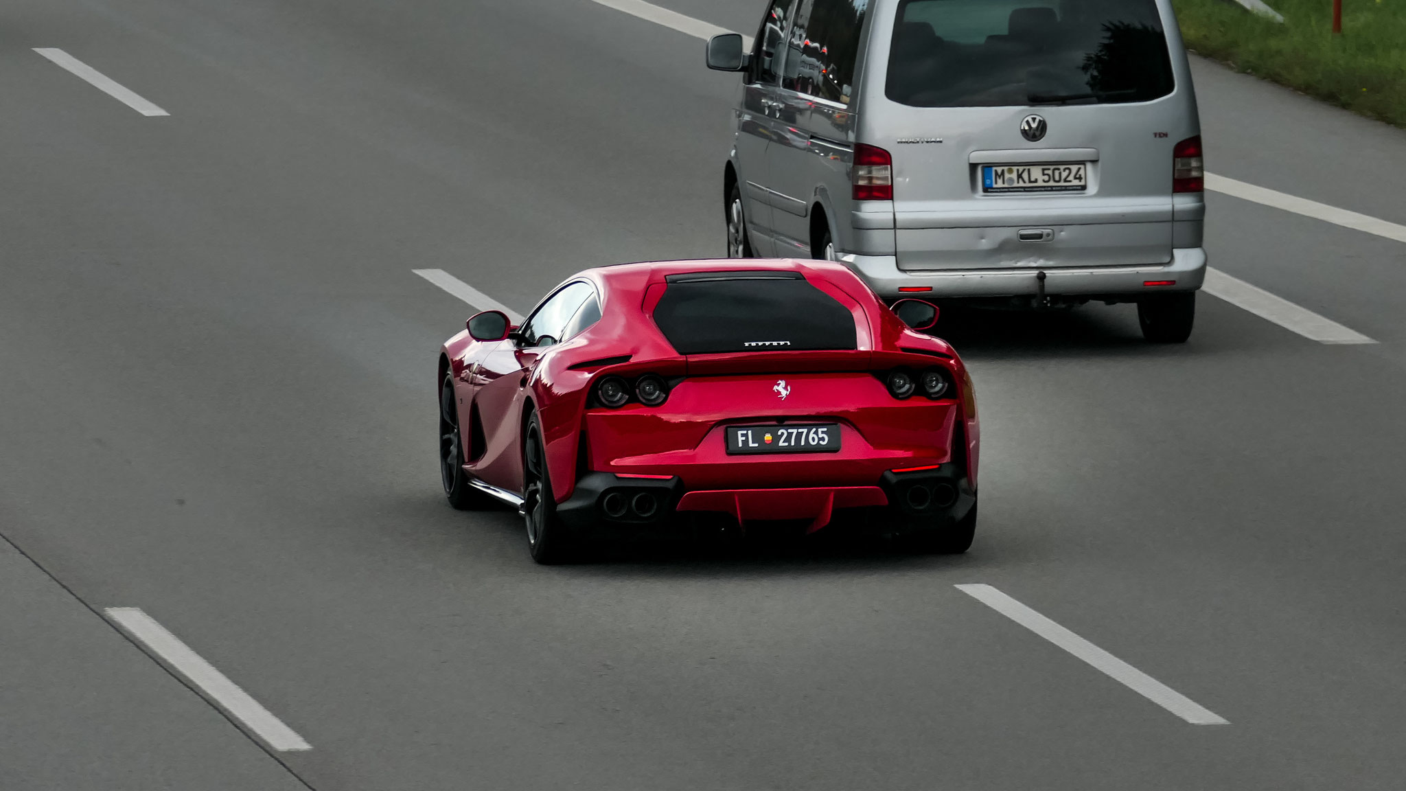 Ferrari 812 Superfast - FL27765 (LIC)
