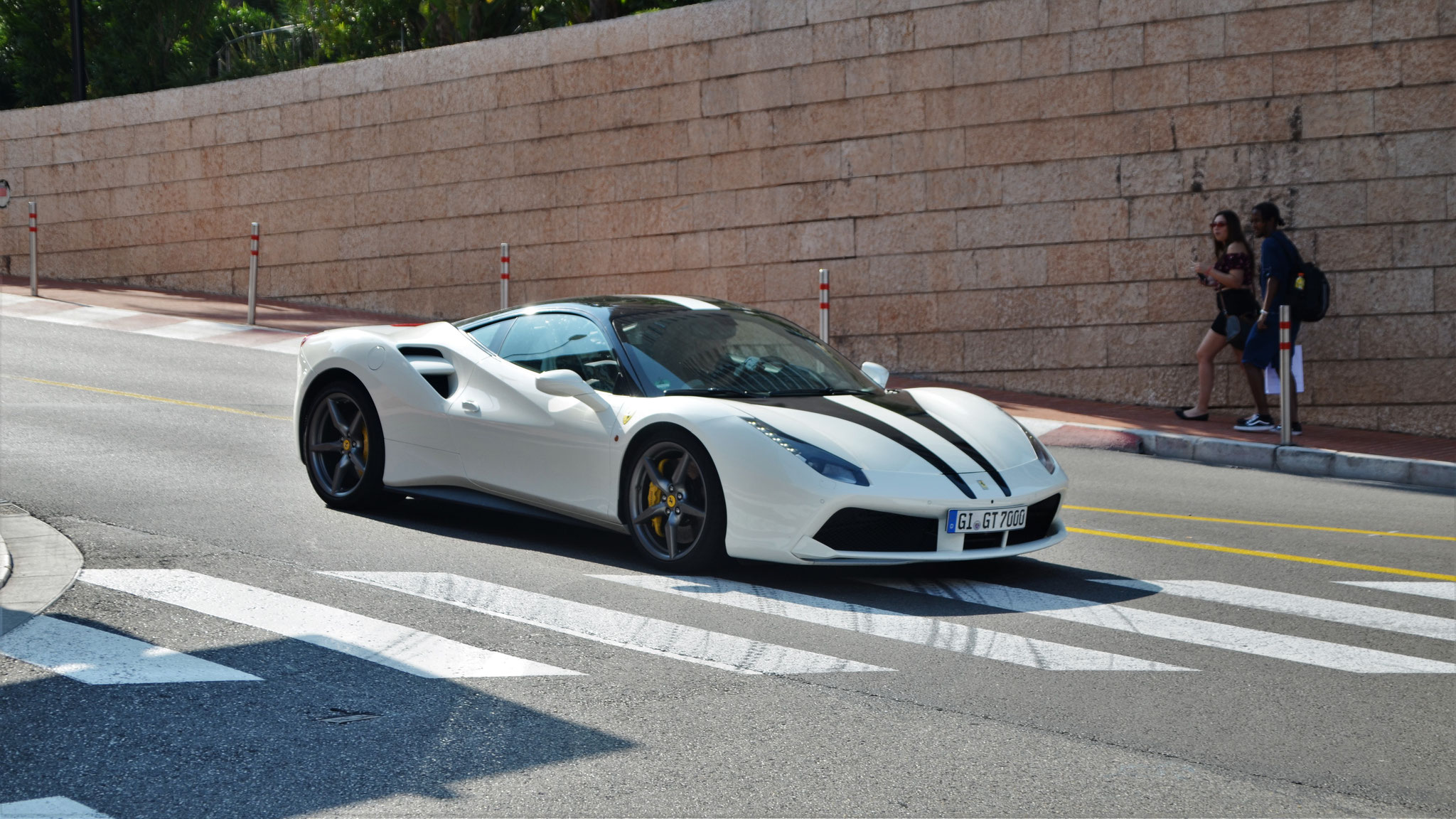 Ferrari 488 GTB - GI-GT7000
