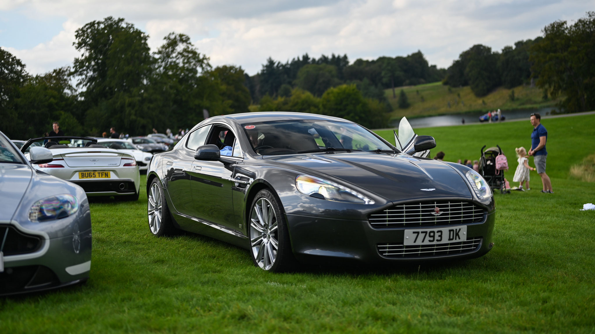 Aston Martin Rapide - 7793DK (GB)