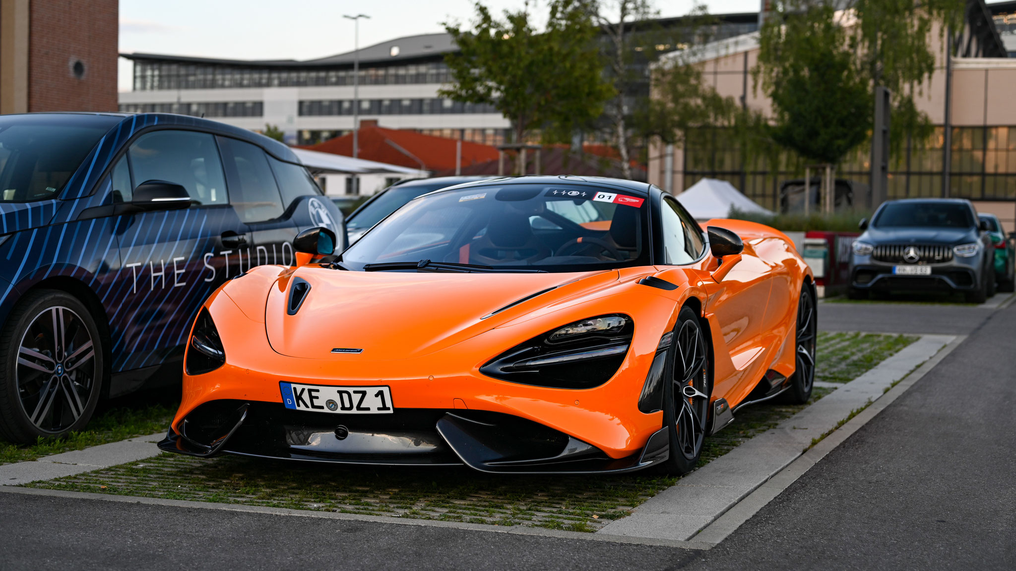 McLaren 765 LT - KE-DZ1