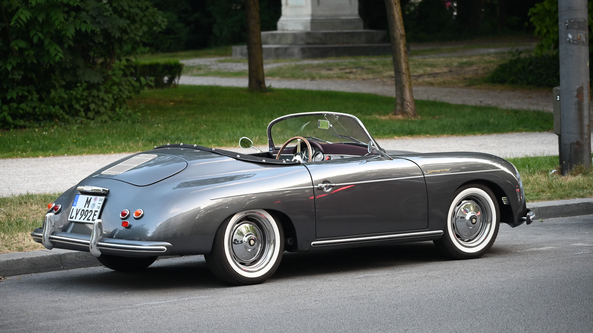 Porsche 356 Speedster Elektro - M-LY992E
