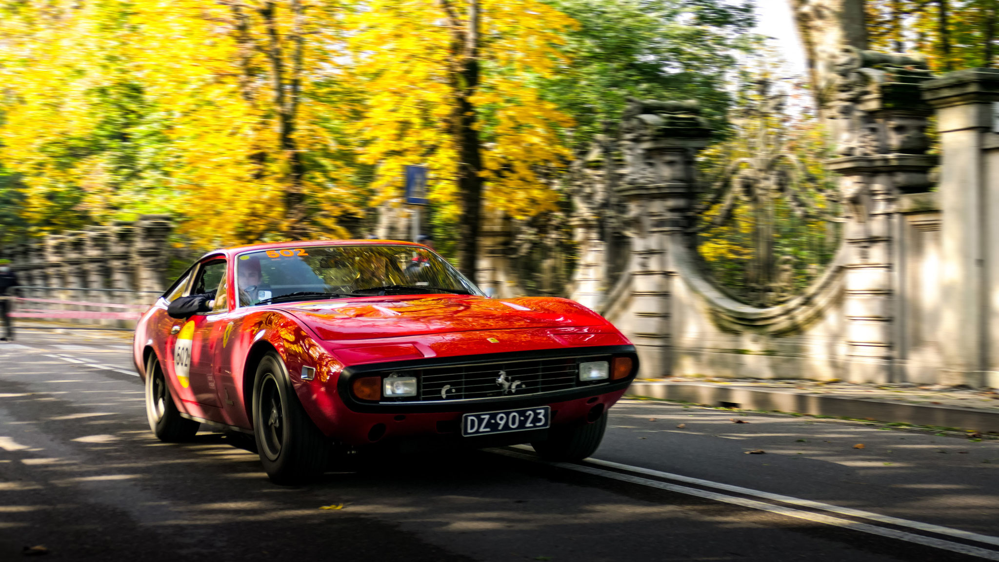 Ferrari 365 GTC4 - DZ9023 (NL)