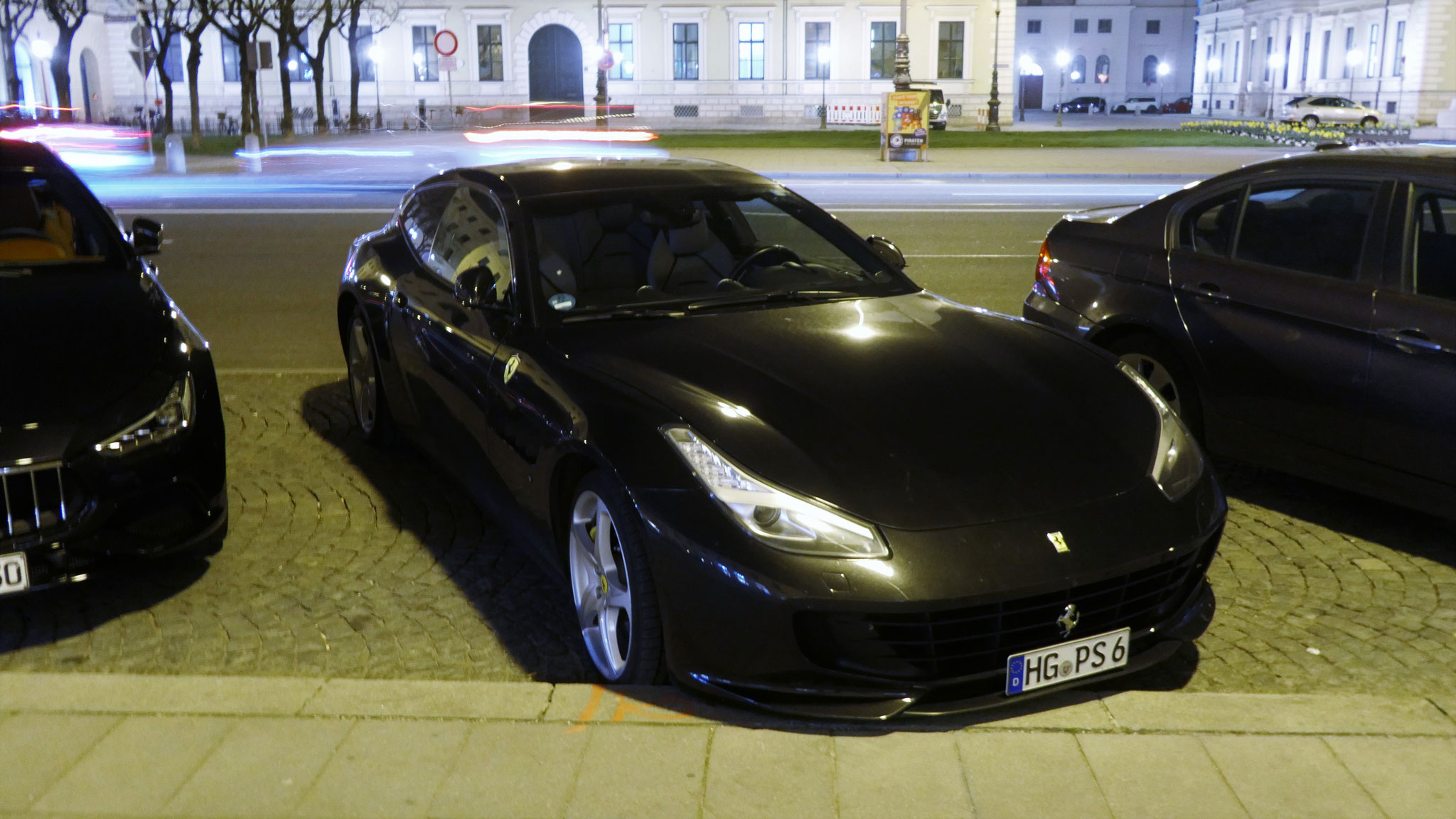 Ferrari GTC4 Lusso - HG-PS6