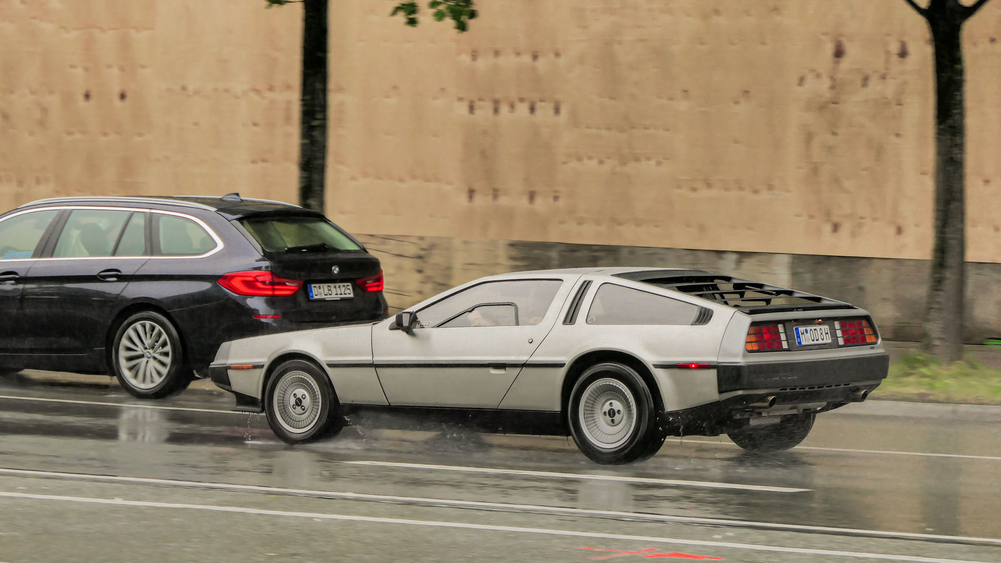DMC 12 "Delorean" - M-OD8H