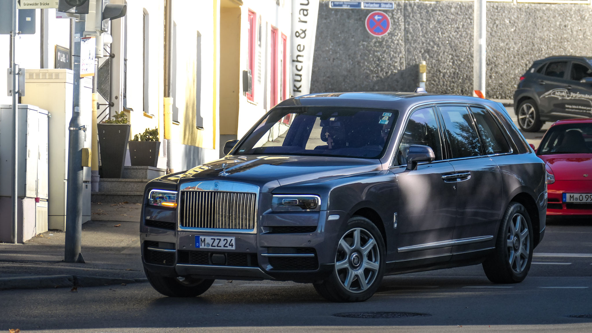 Rolls Royce Cullinan - M-ZZ24