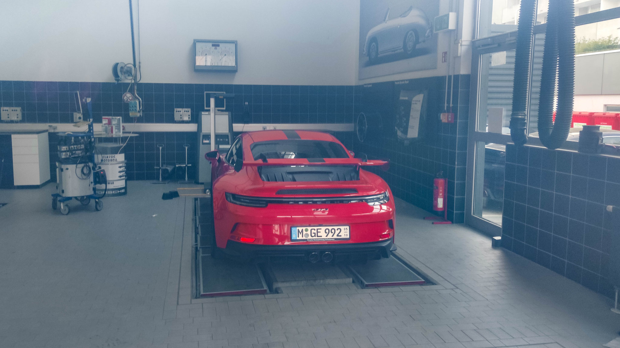 Porsche 992 GT3 - M-GE992