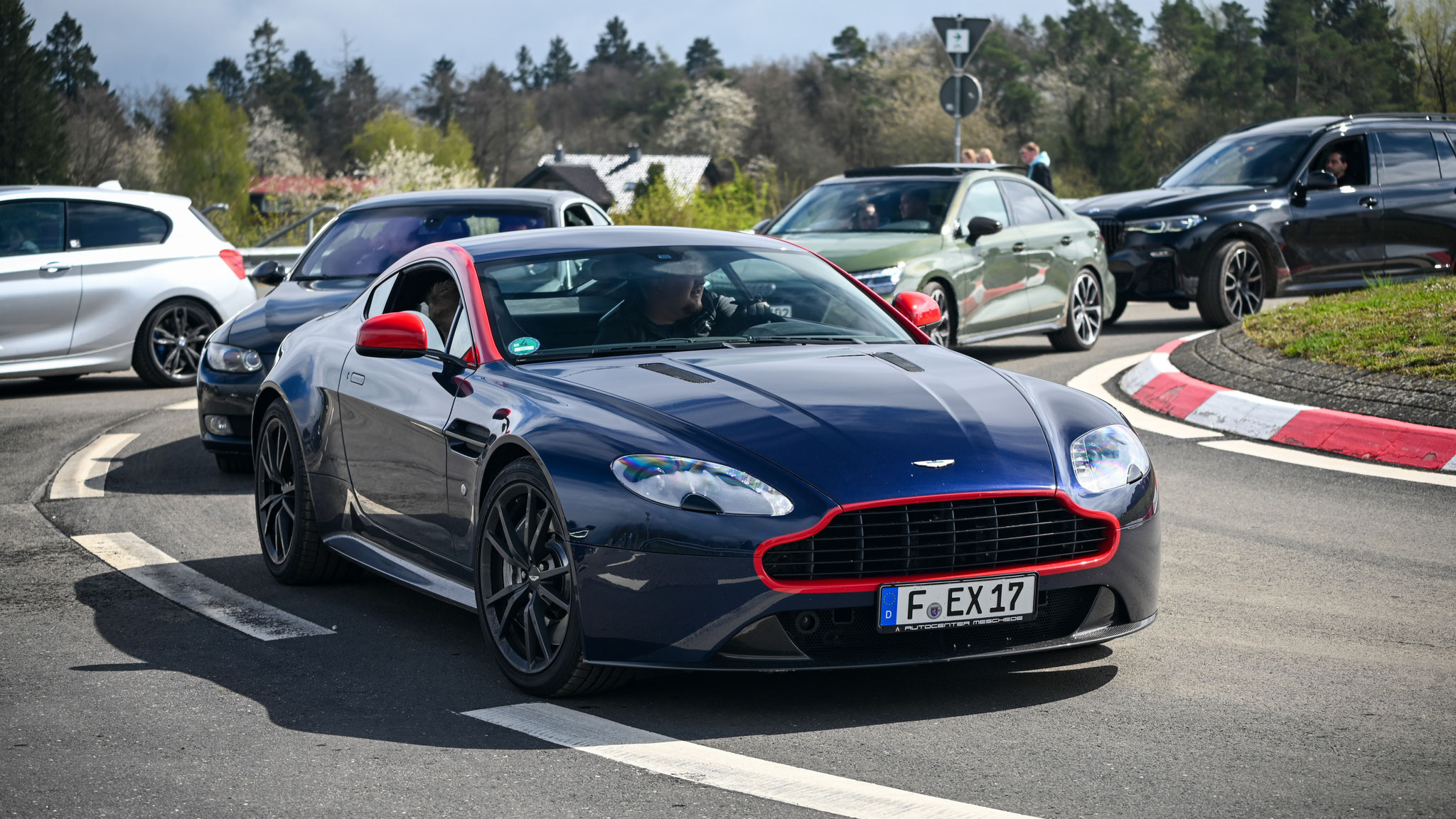 Aston Martin Vantage V8 - F-EX17