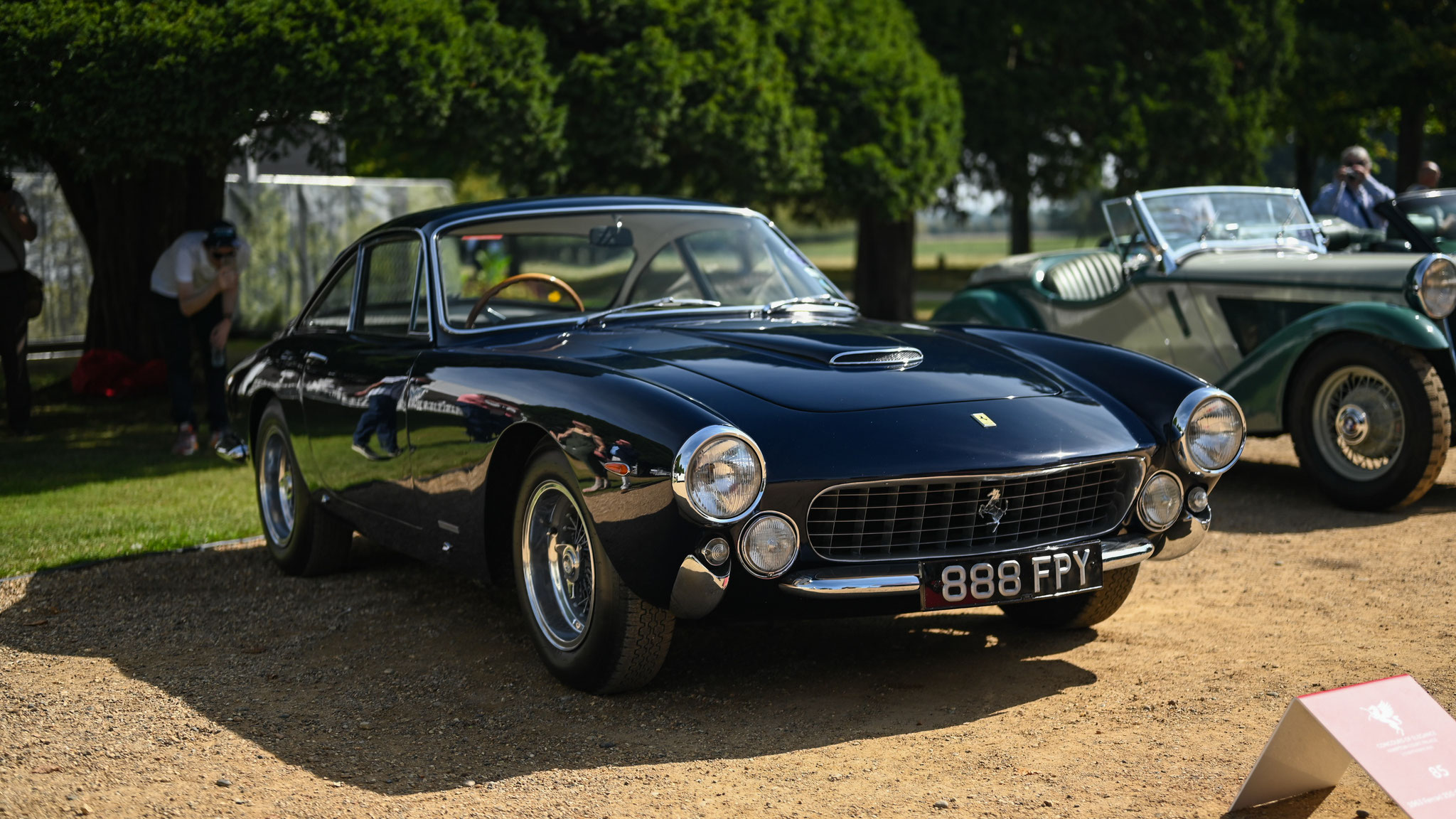 Ferrari 250 GT Berlinetta Lusso - 888FPY (GB)