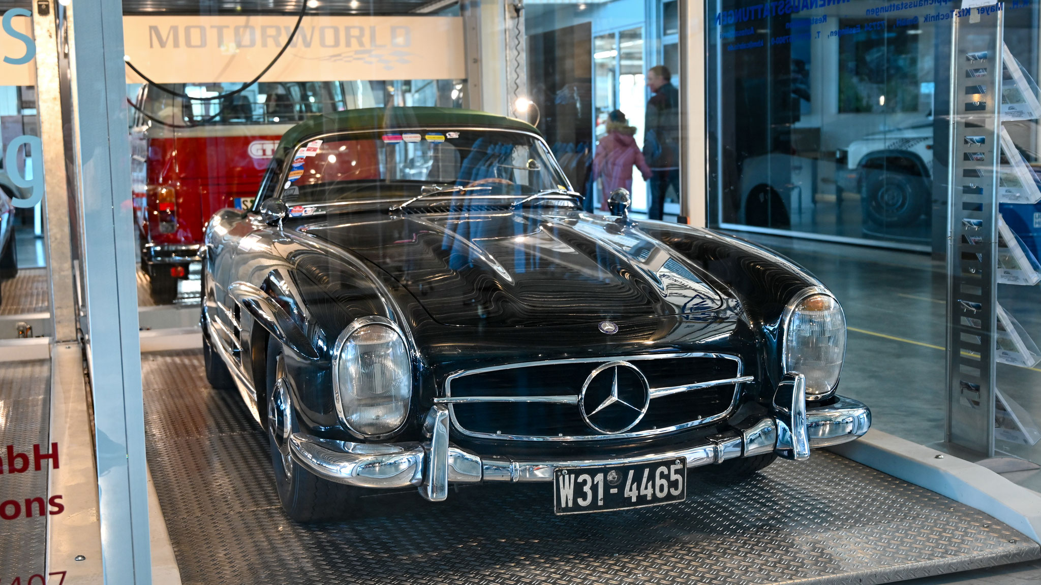 Mercedes 300SL Roadster - W314465