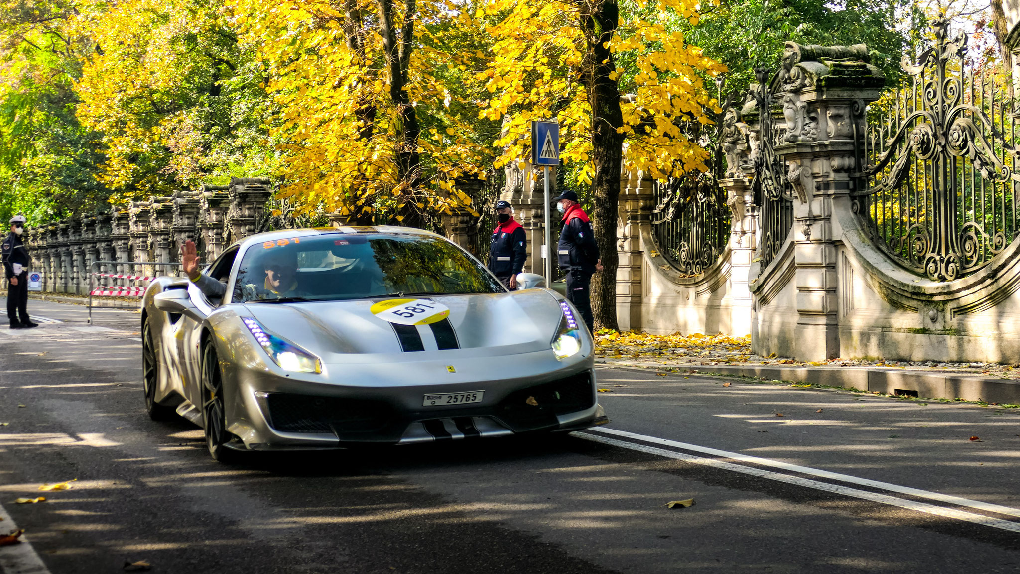 Ferrari 488 Pista - Q25765 (Dubai)
