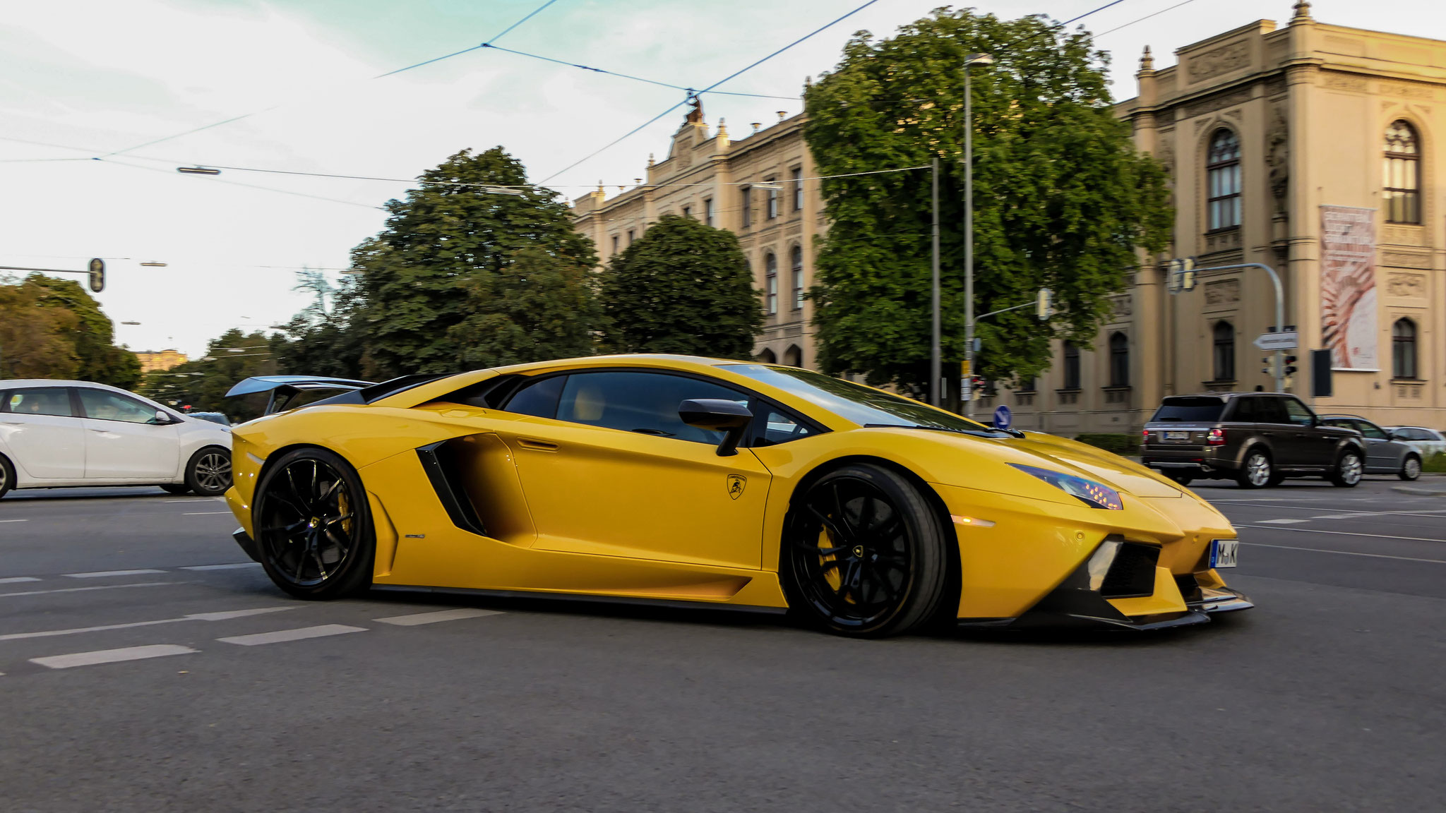 Lamborghini Aventador LP700-4 - M-KQ172