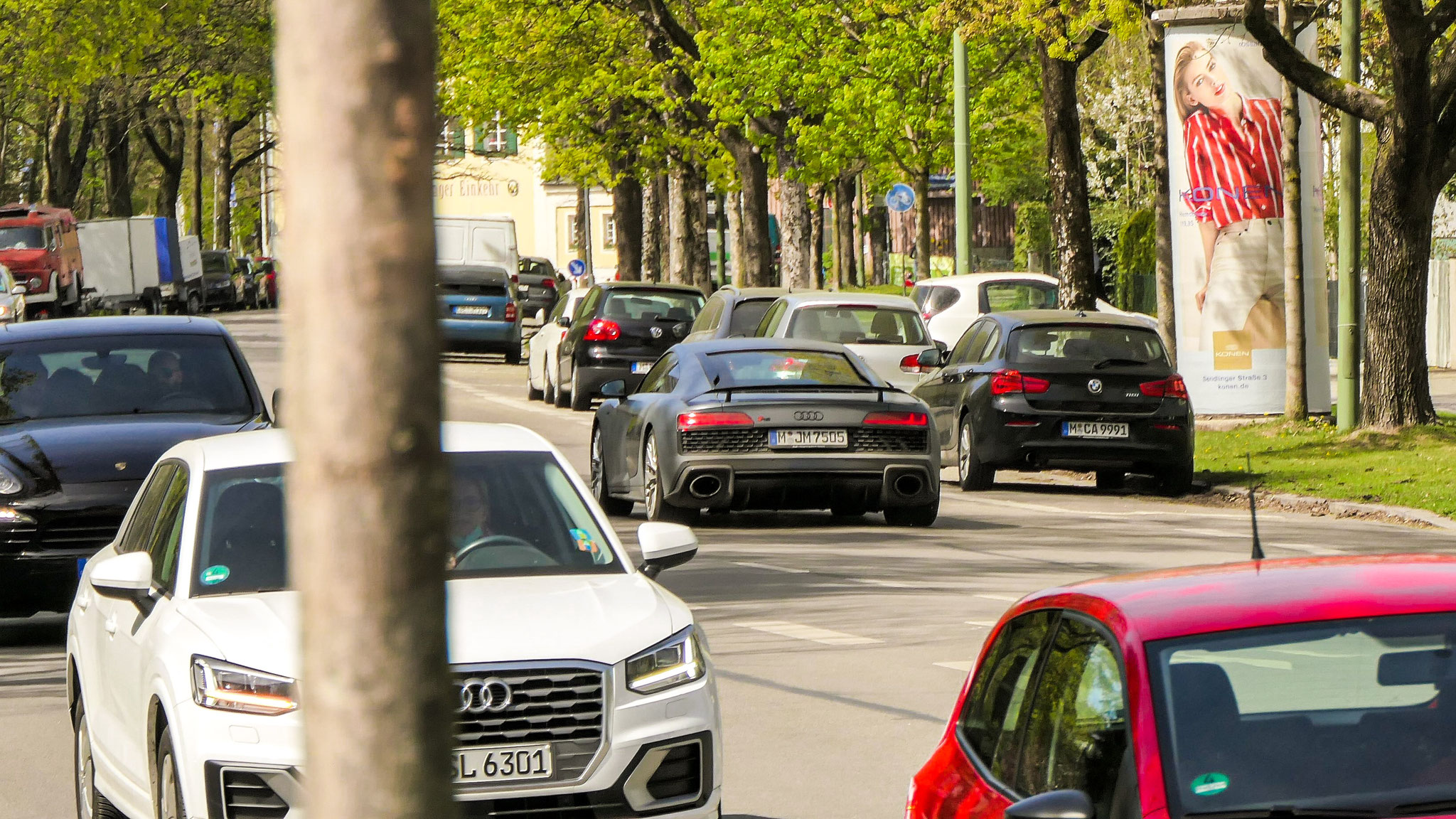 Audi R8 V10 - M-JM7505