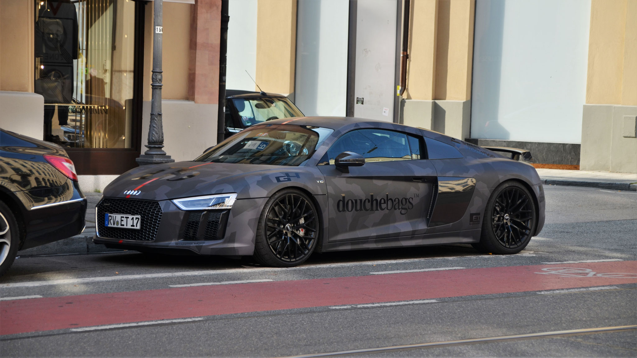 Audi R8 V10 - RV-ET17