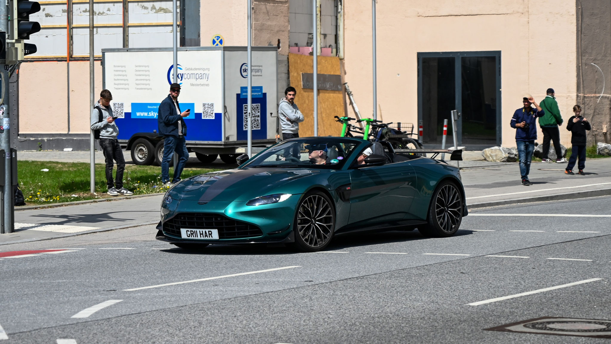Aston Martin Vantage F1 Edition Volante - GR11HAR (GB)