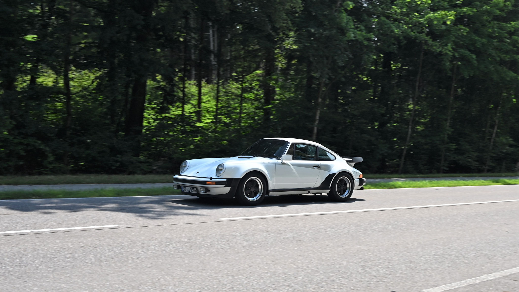 Porsche 930 Turbo - EBE-I930H