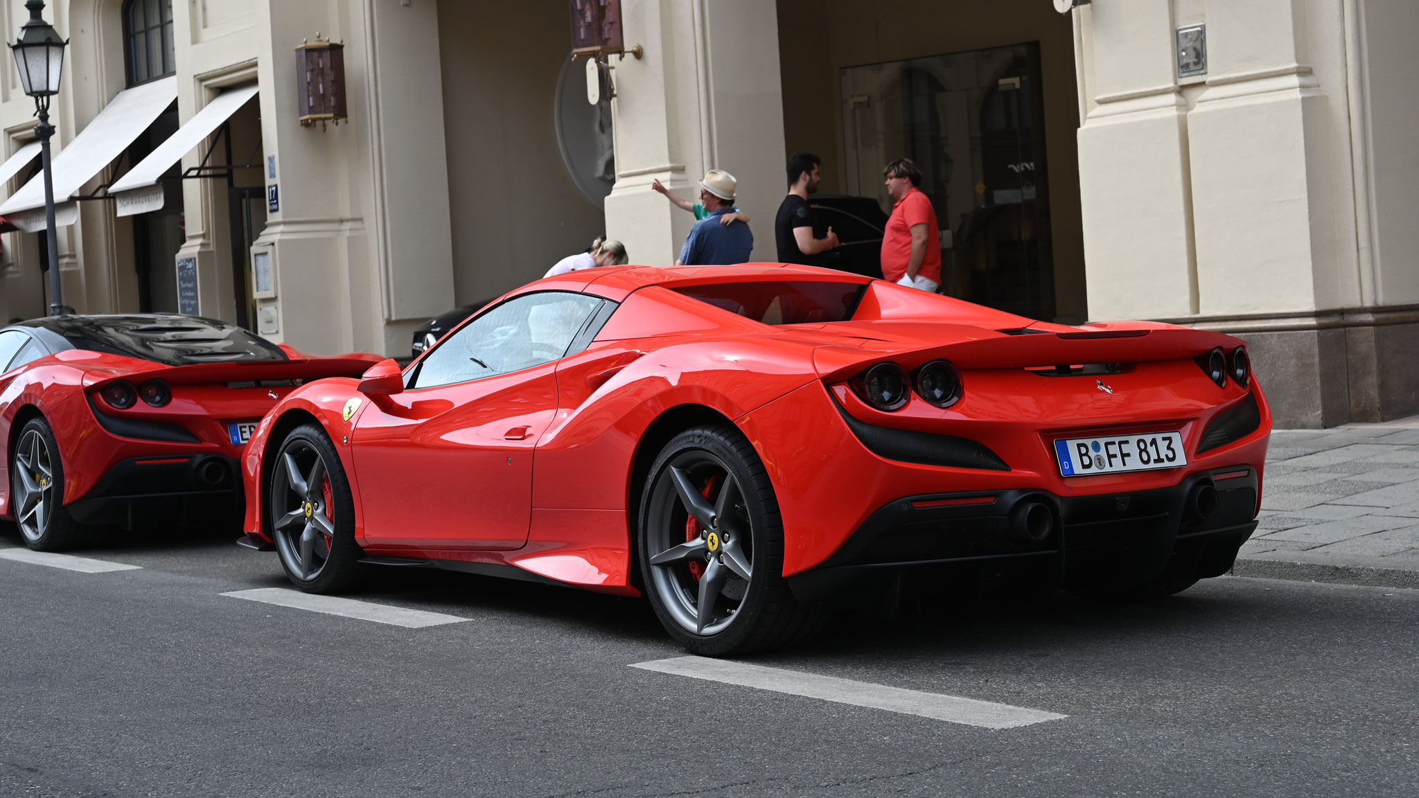 Ferrari F8 Spider - B-FF813