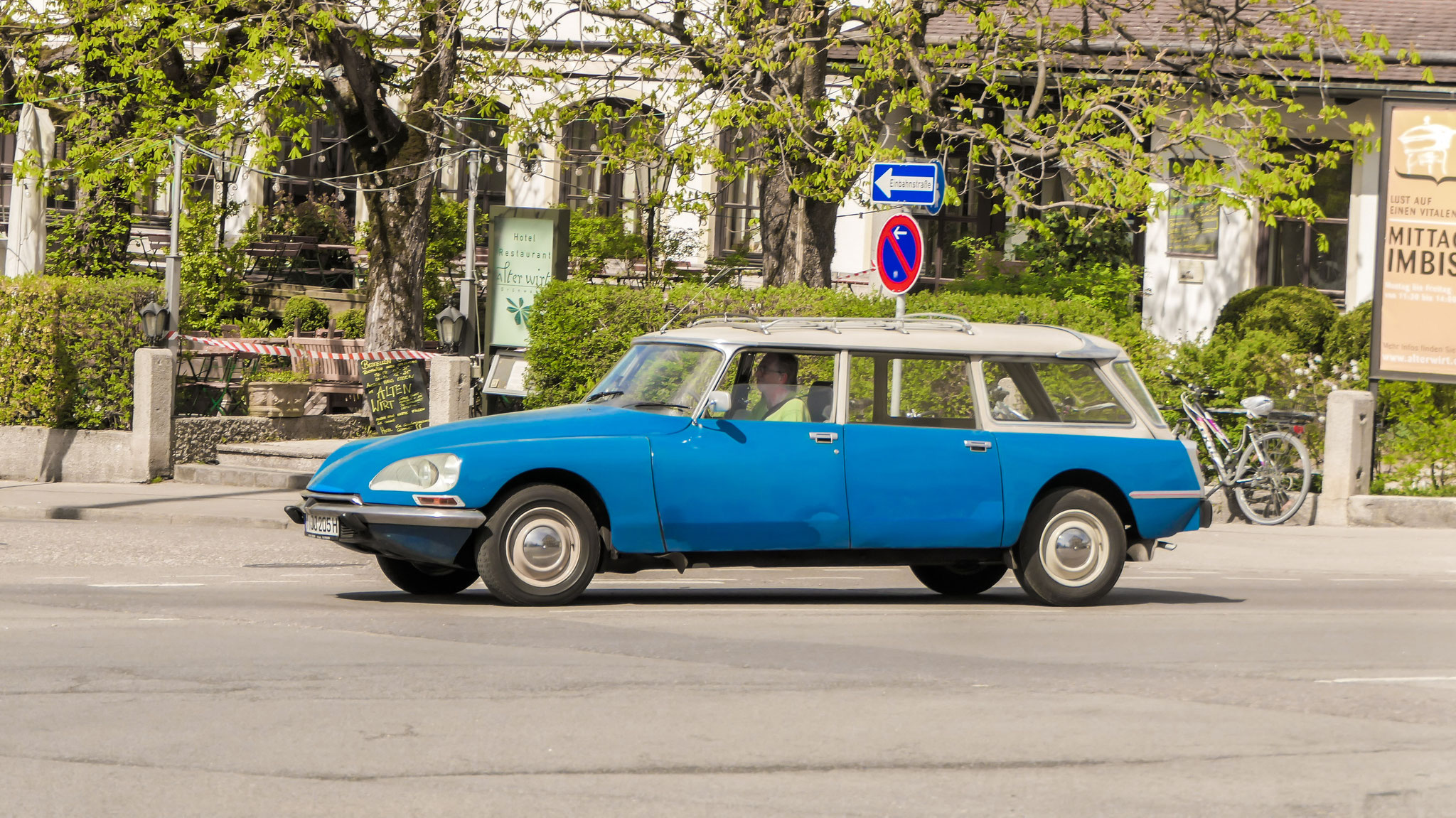 Citroen DS Break - M-JJ205H