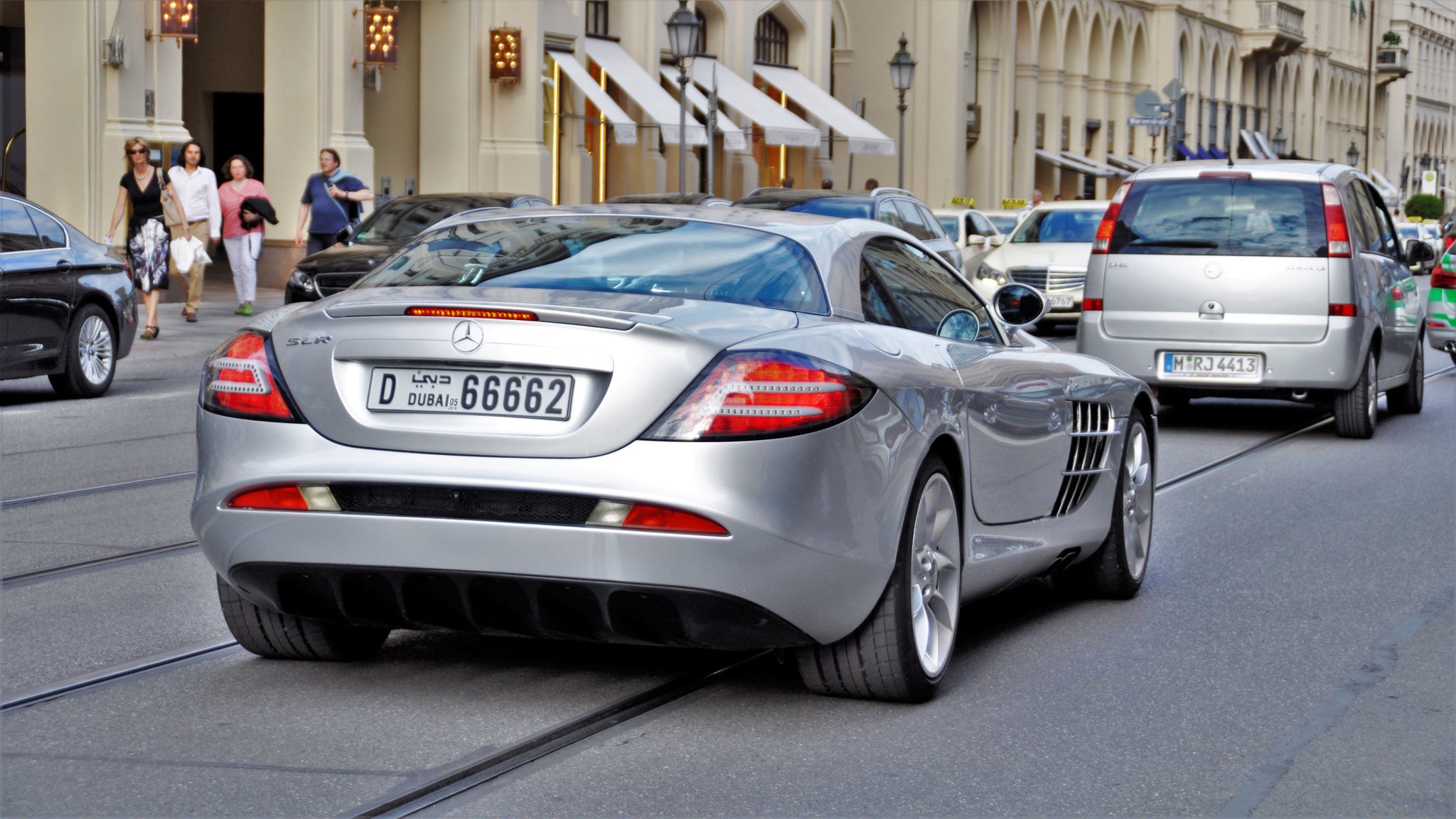 Mercedes McLaren SLR - D66662 (Dubai)