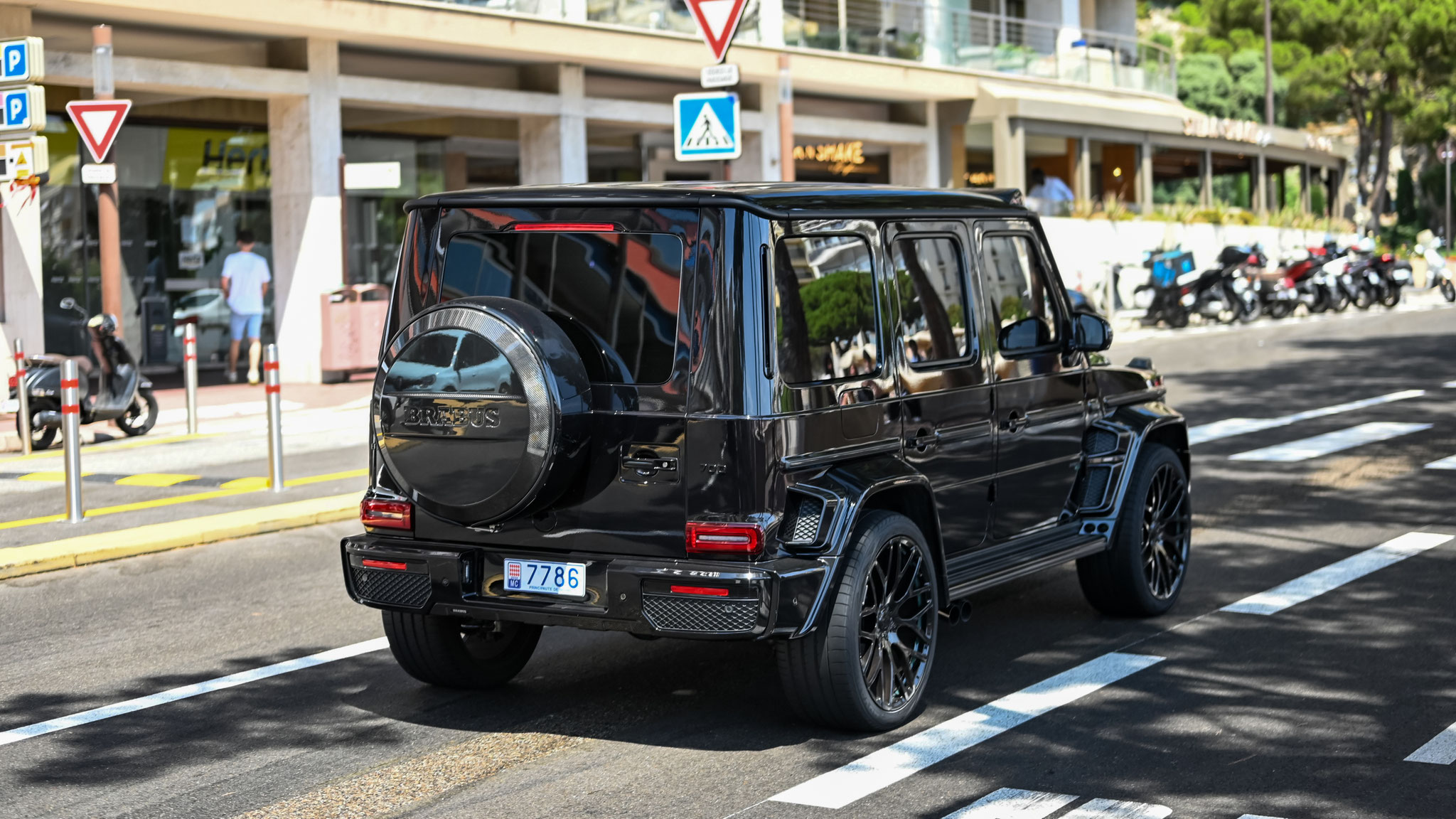 Brabus G700 - 7786 (MC)