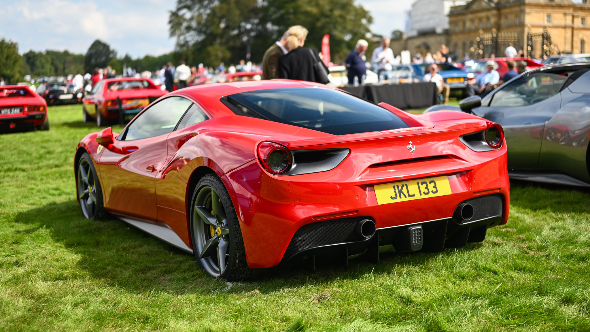 Ferrari 488 GTB - JKL133 (GB)