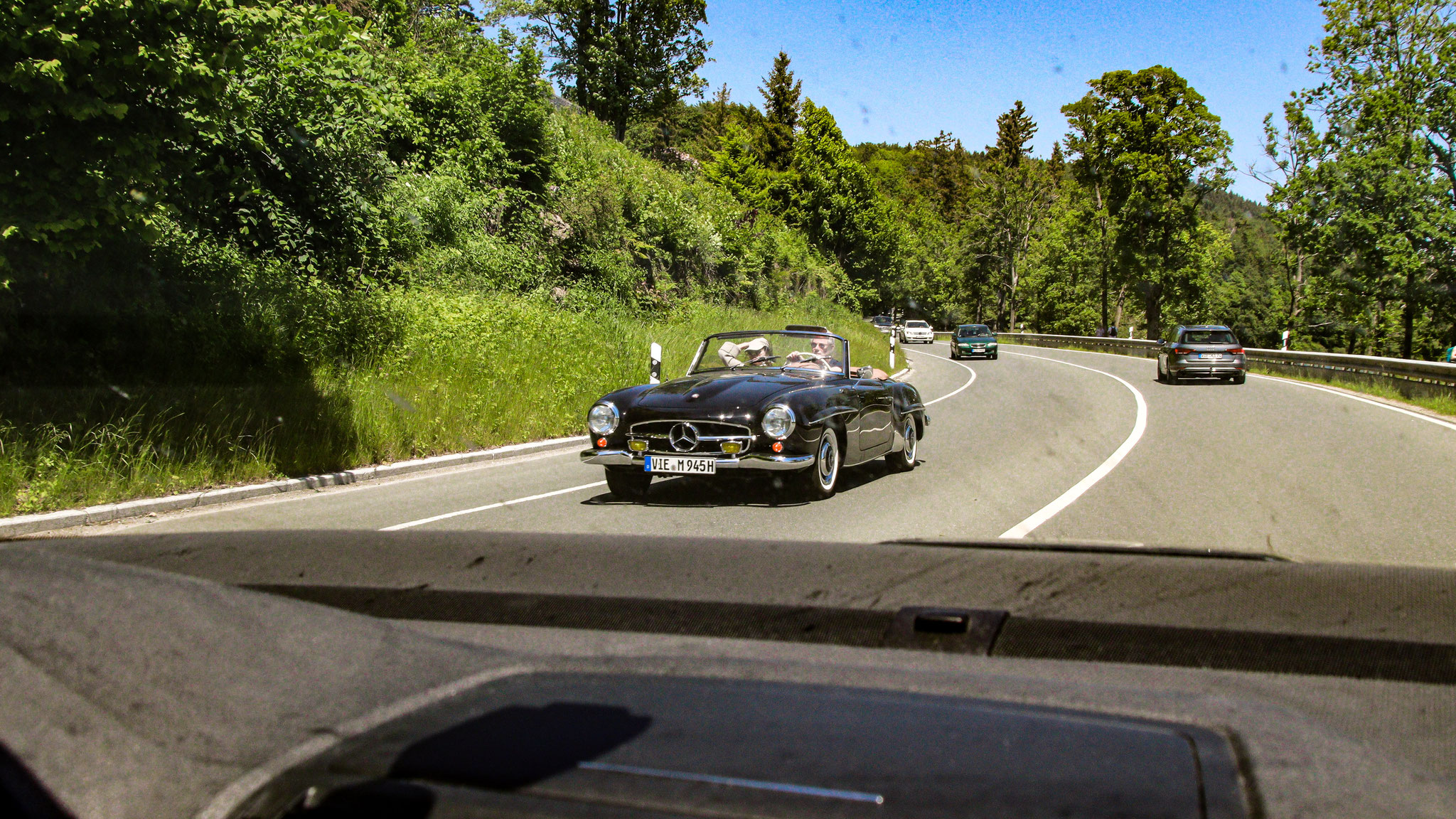 Mercedes SL190 - VIE-M945H