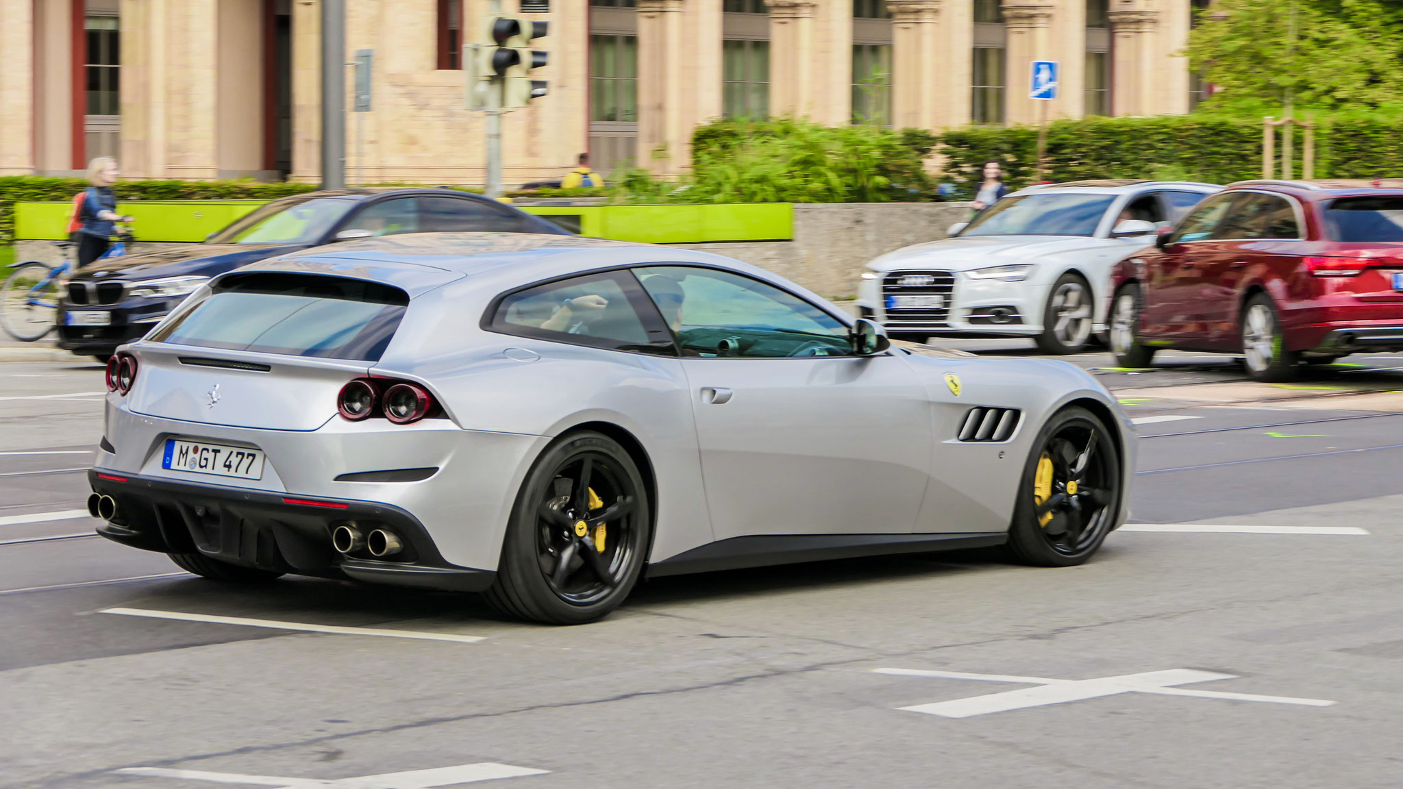 Ferrari GTC4 Lusso - M-GT477