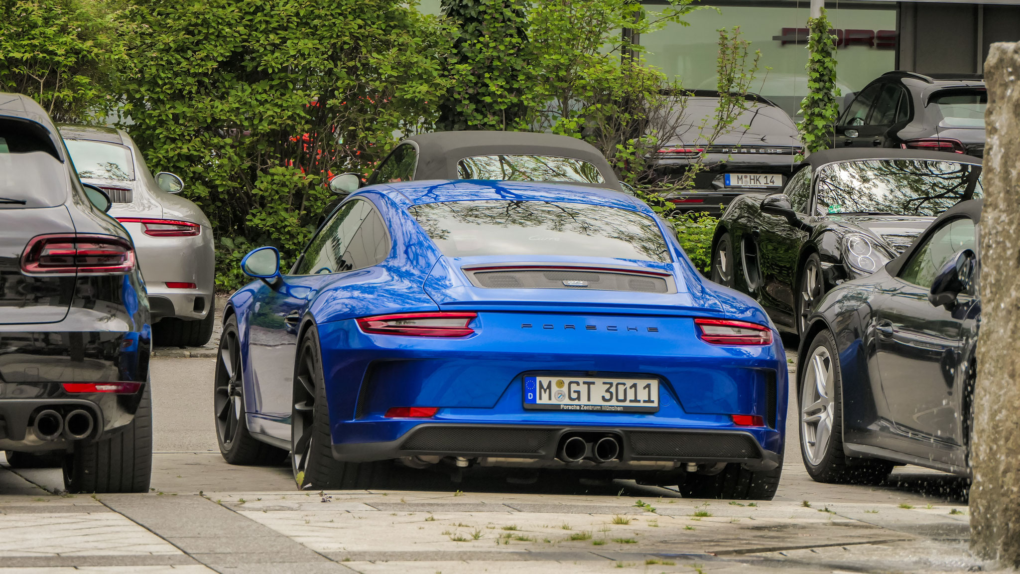 Porsche 991 GT3 Touring - M-GT3011