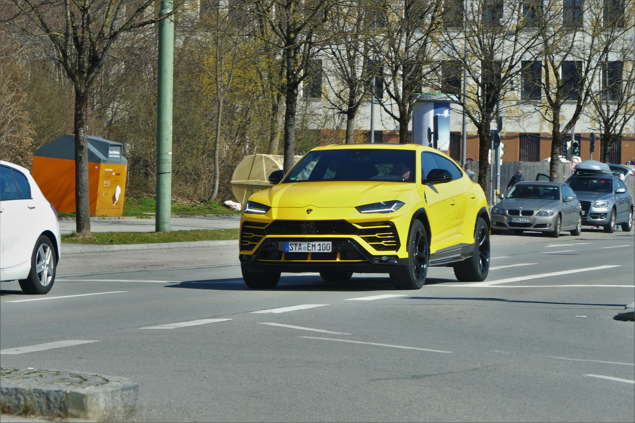 Lamborghini Urus - STA-EM100