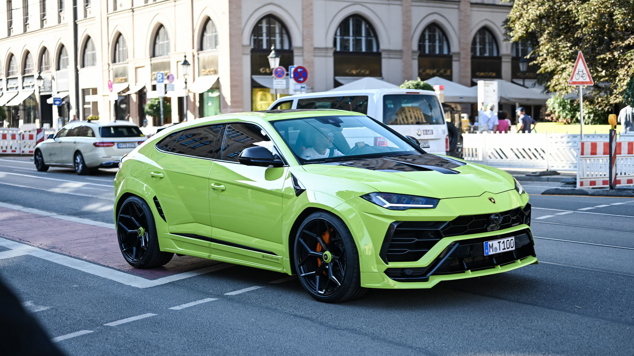 Lamborghini Urus - M-T100