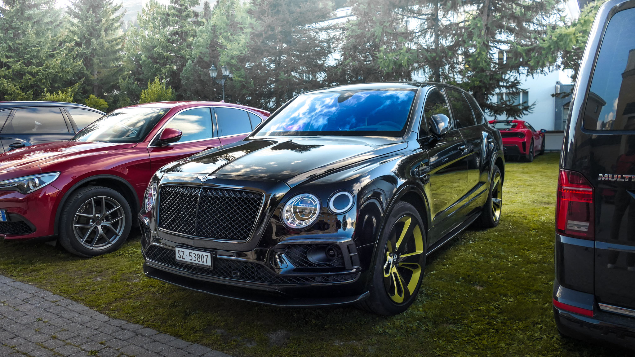 Bentley Bentayga Pikes Peak - SZ53807 (CH)