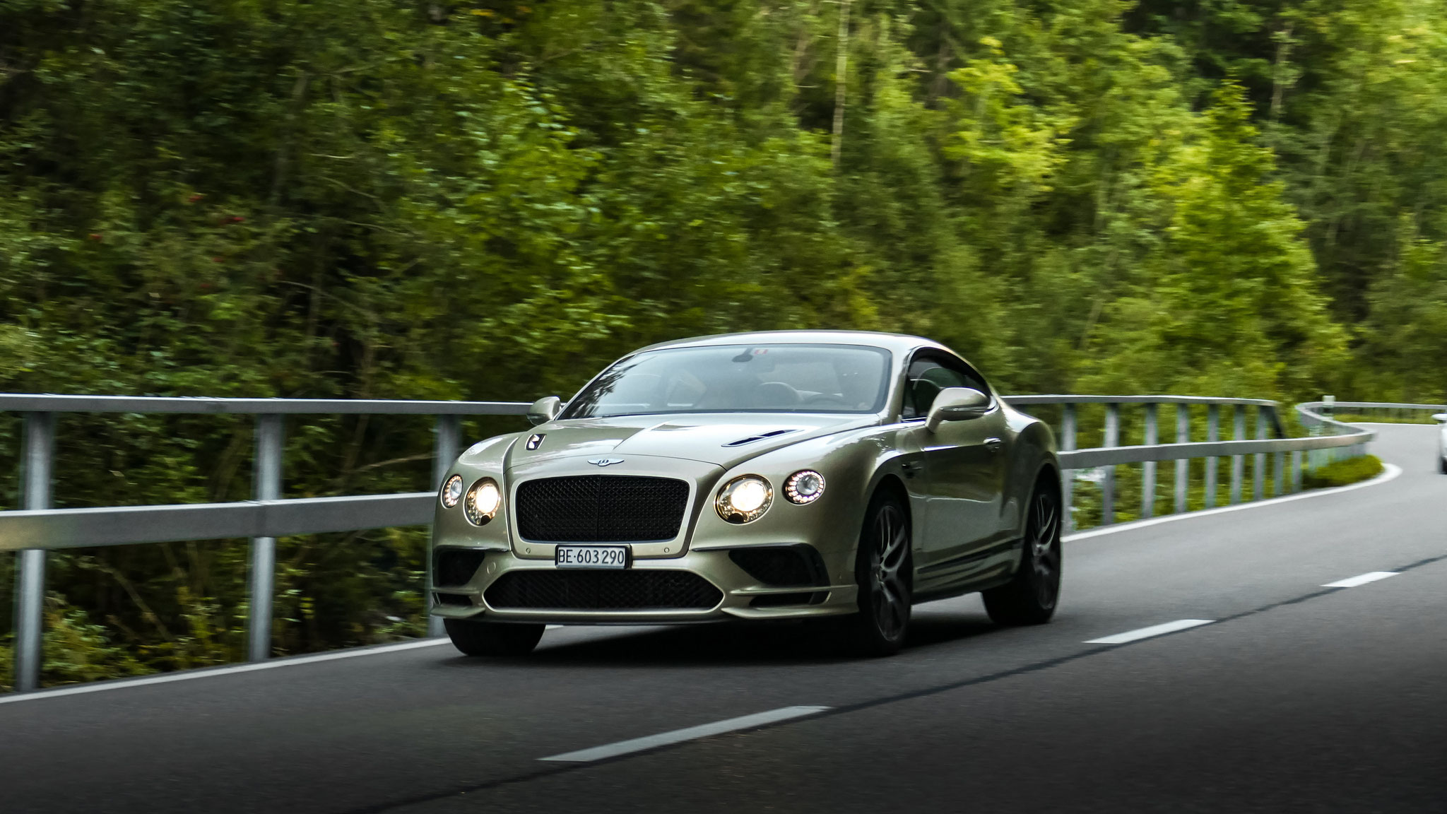 Bentley Continental GT Supersports - BE603290 (CH)