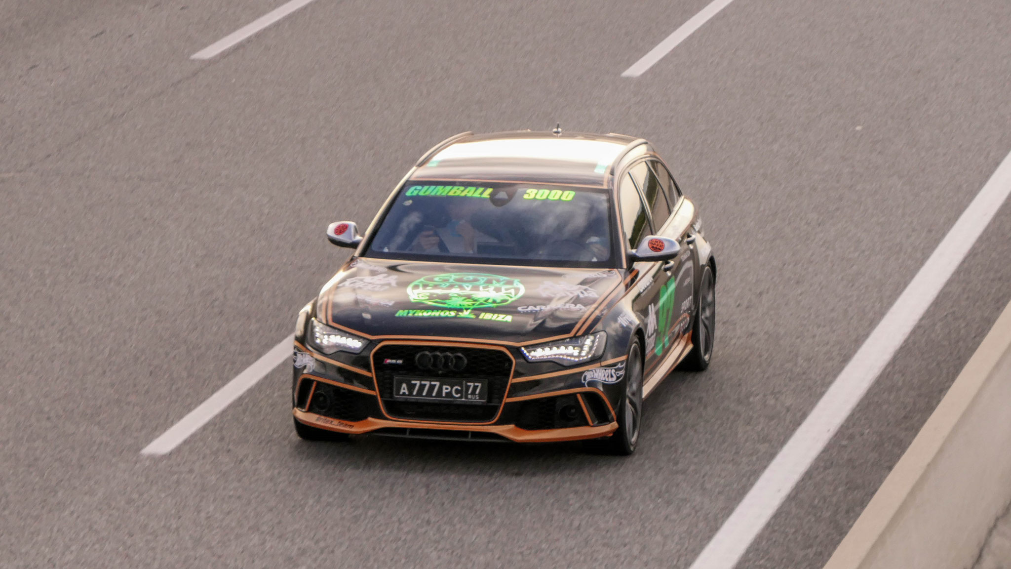 Audi RS6 - A-77-PC-77 (RUS)