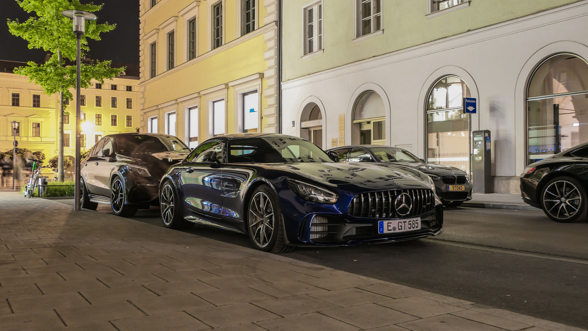 AMG GTR - E-GT585