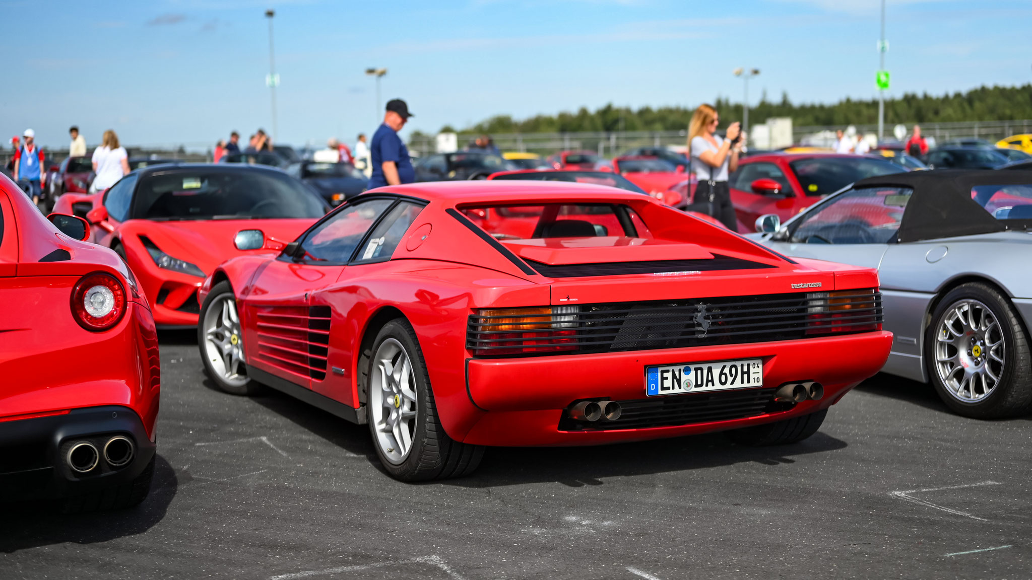 Ferrari testarossa - EN-DA69H