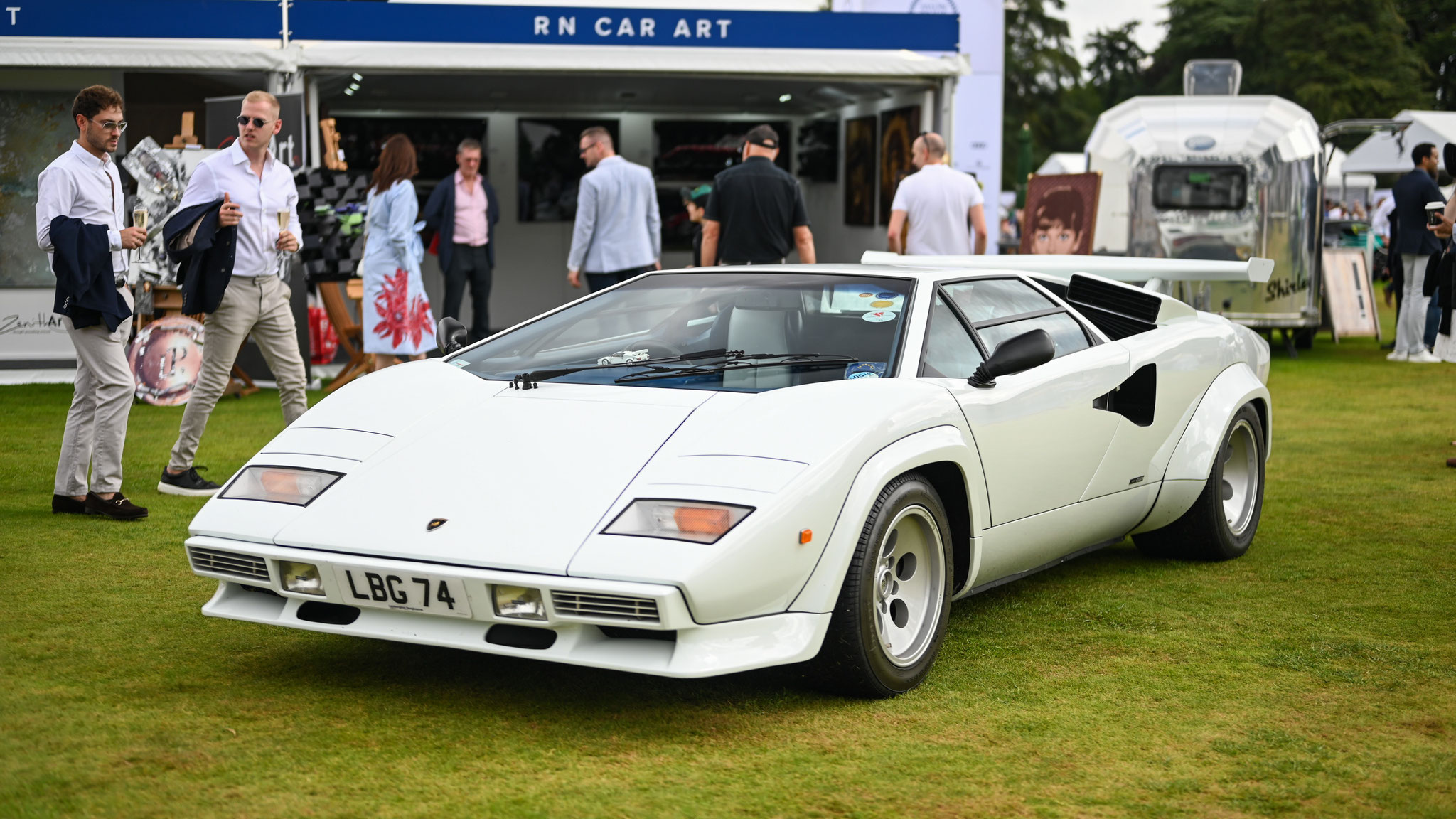 Lamborghini  Countach - LBG74 (GB)