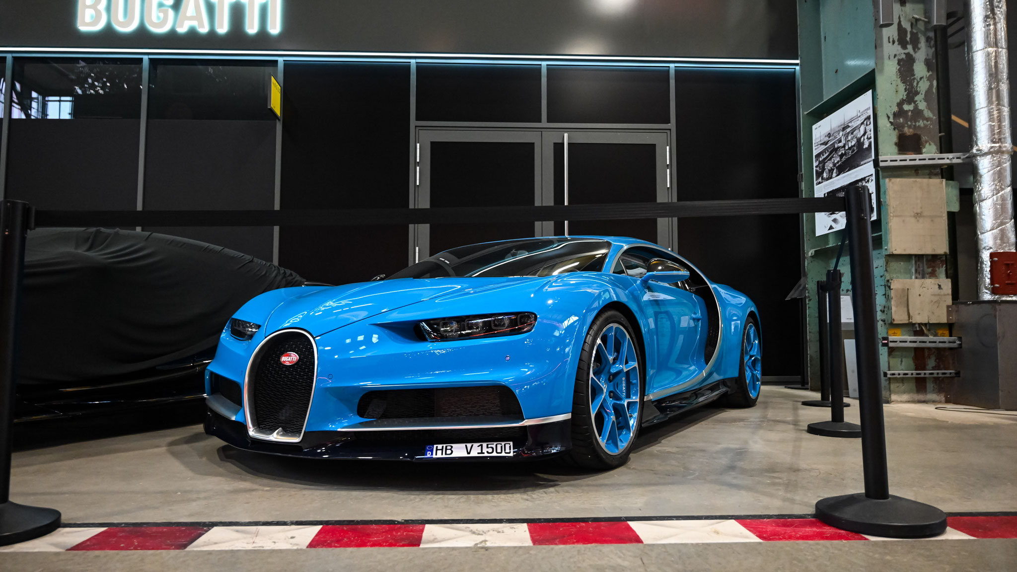 Bugatti Chiron - HB-V1500