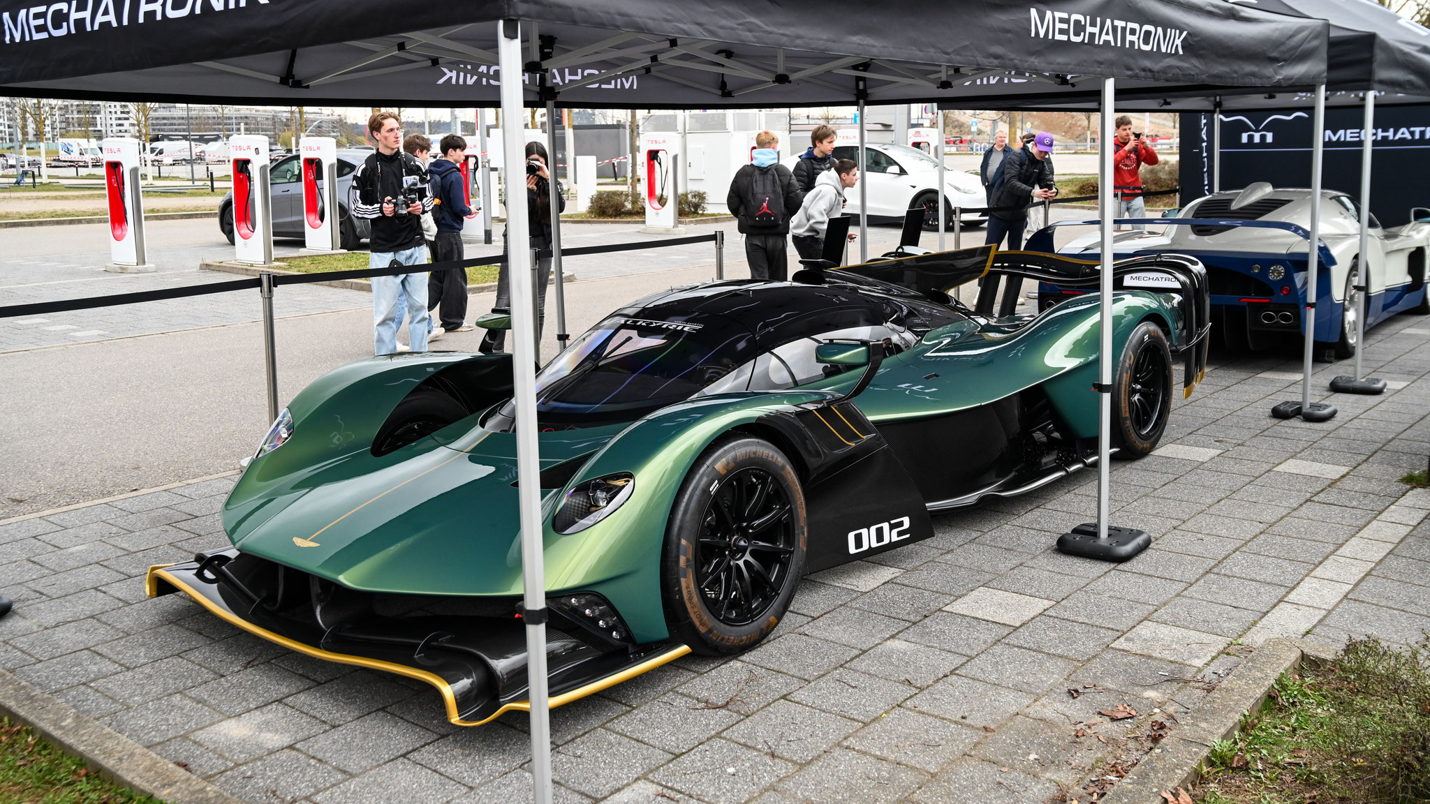 Aston Martin Valkyrie AMR